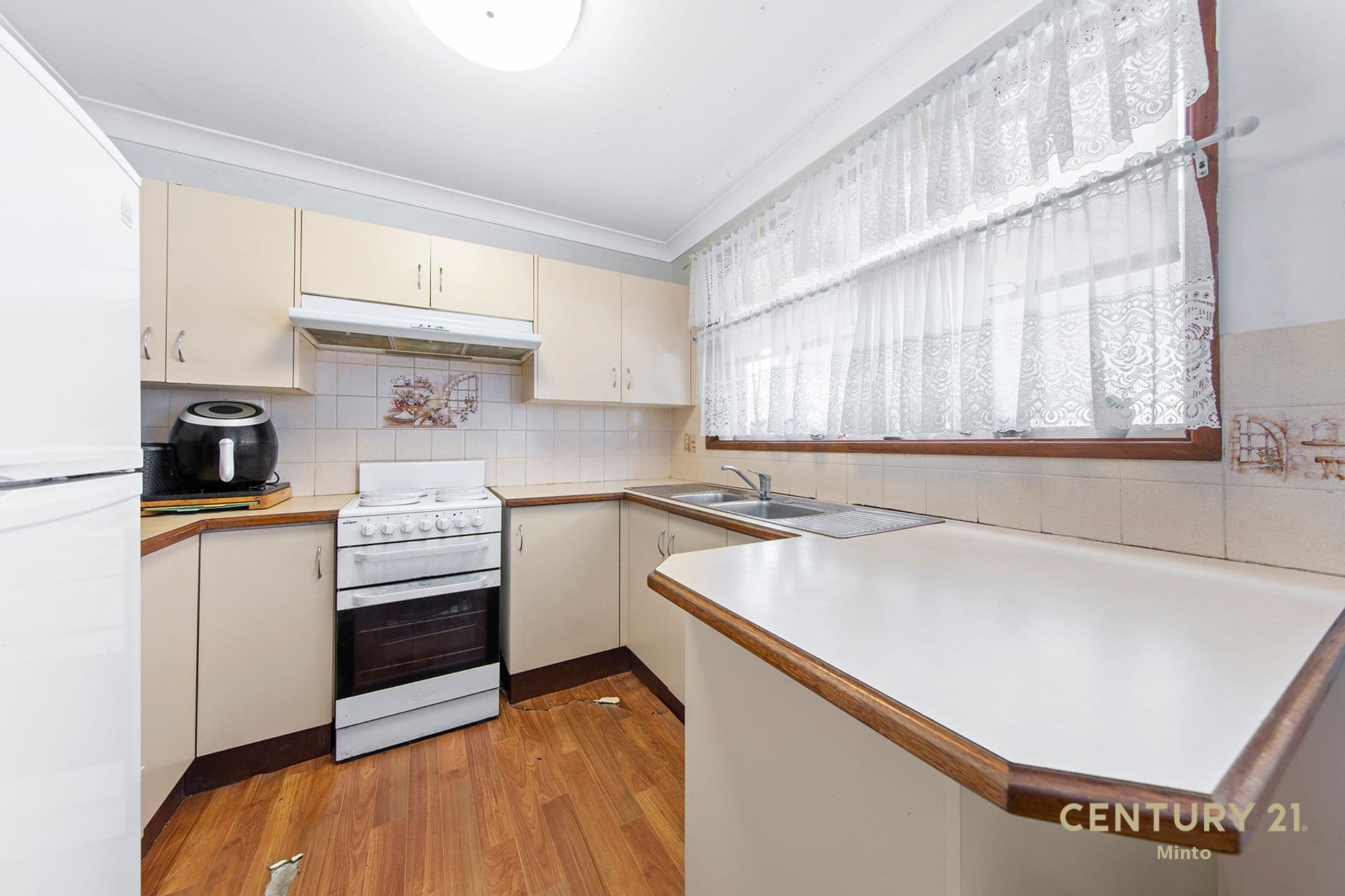 15 Dorrigo Crescent, Bow Bowing, NSW, 2566, Bow Bowing - Thumbnail 6