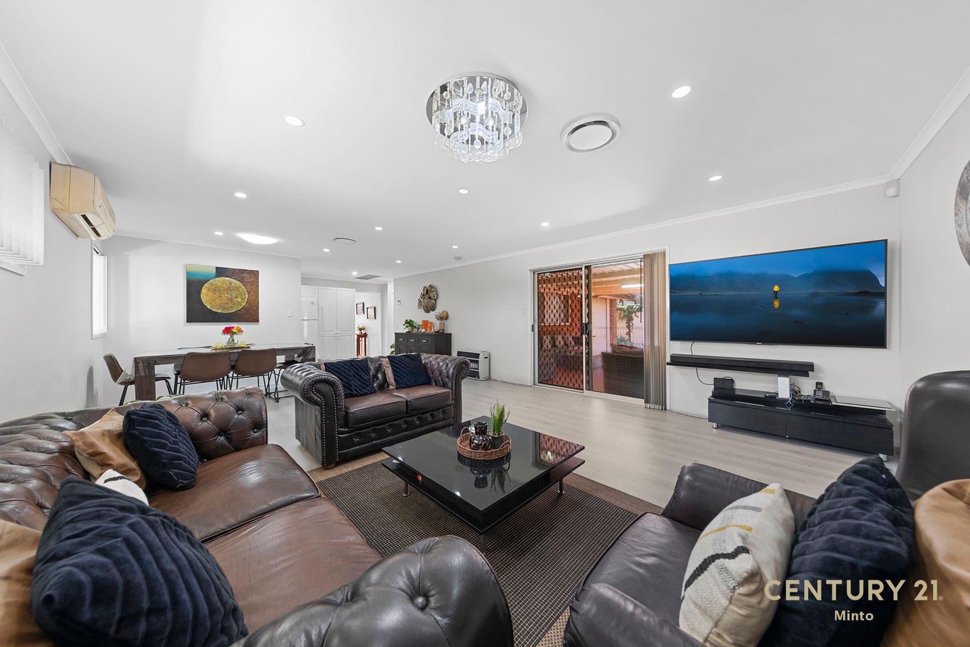 9 Balook Crescent, Bradbury, NSW, 2560, Bradbury - Thumbnail 4