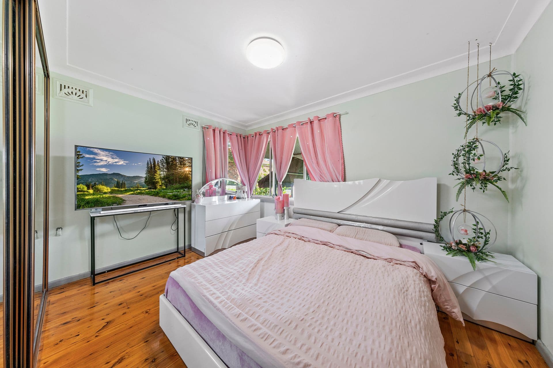 10 Waratah Crescent, Macquarie Fields, NSW, 2564, Macquarie Fields - Thumbnail 6