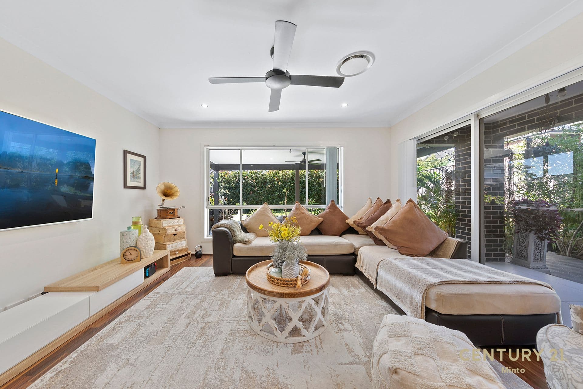 30 McClintock Drive, Minto, NSW, 2566, Minto - Thumbnail 3