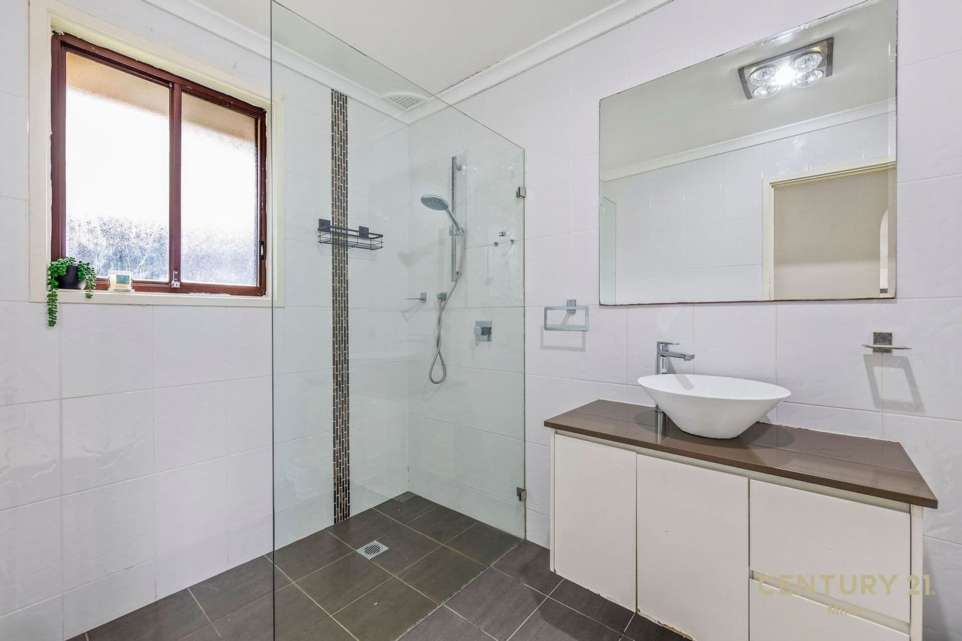 4 Aberdeen Road, St Andrews, NSW, 2566, St Andrews - Thumbnail 6