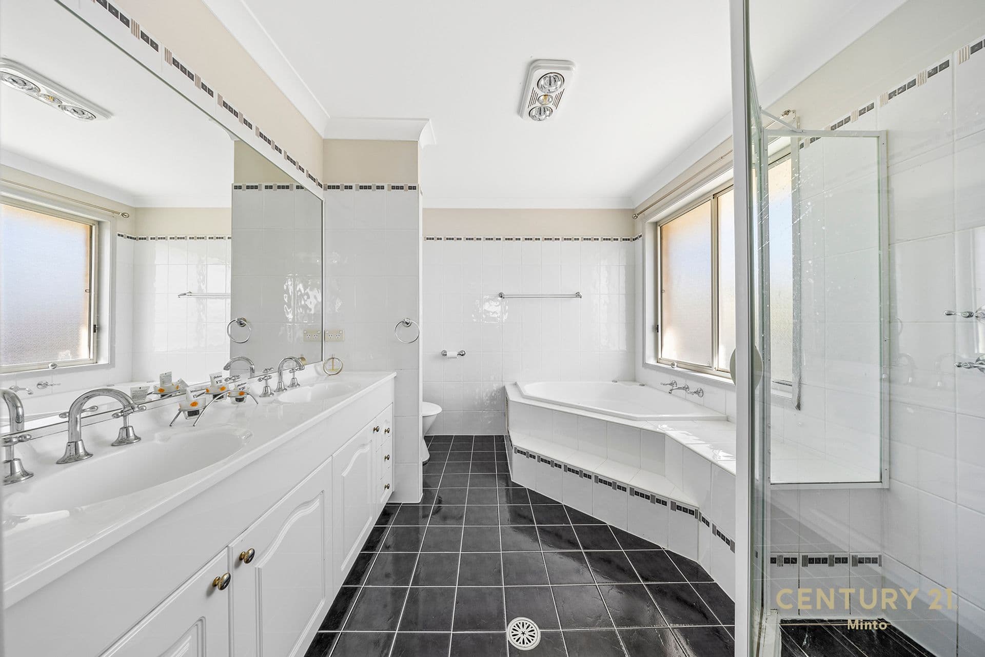 79 Guernsey Avenue, Minto, NSW, 2566, Minto - Thumbnail 7