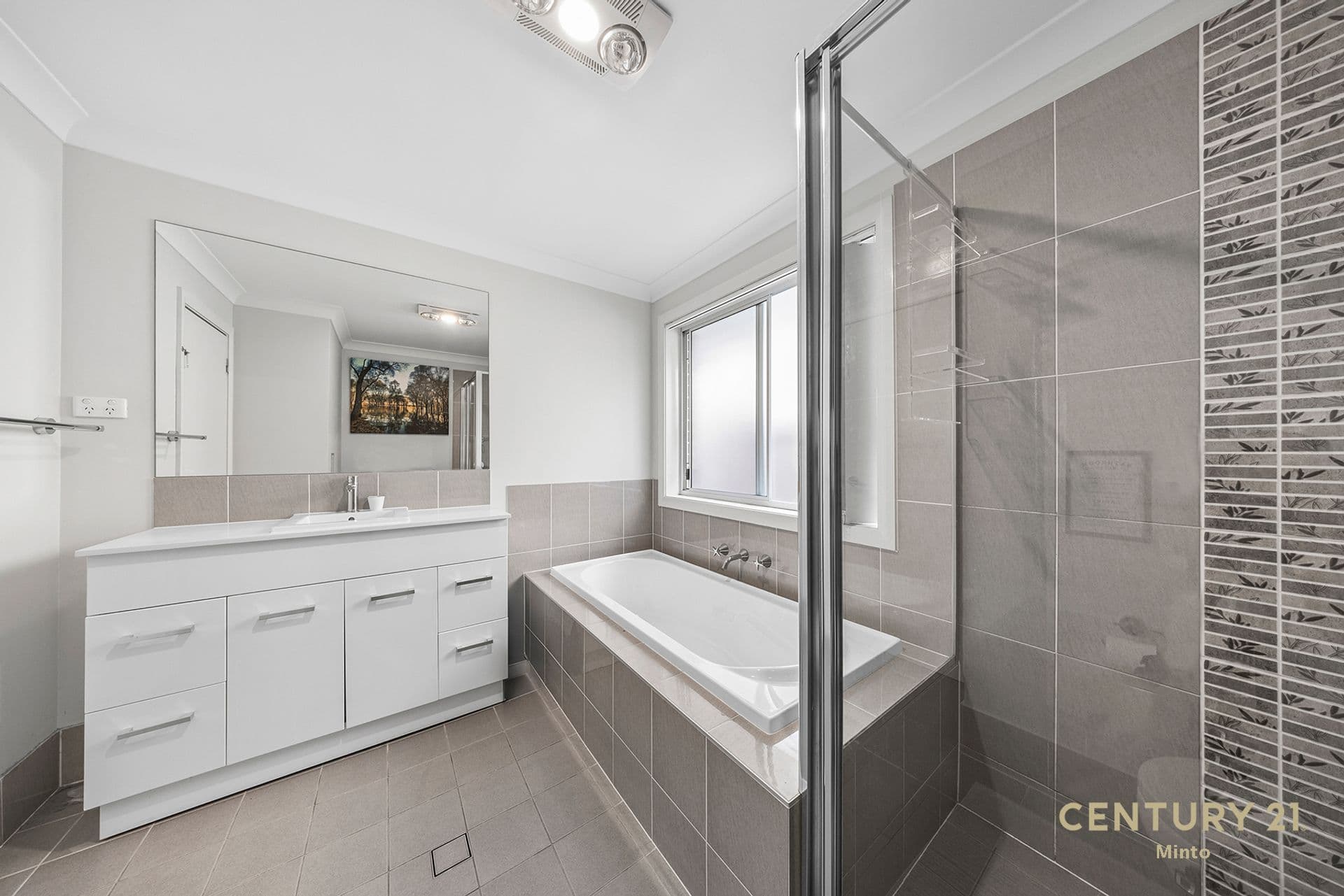 24 Sarah Hollands Drive, Carnes Hill, NSW, 2171, Carnes Hill - Thumbnail 8