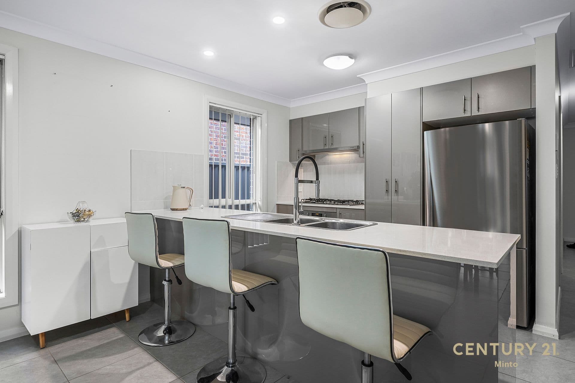 24 Sarah Hollands Drive, Carnes Hill, NSW, 2171, Carnes Hill - Thumbnail 3