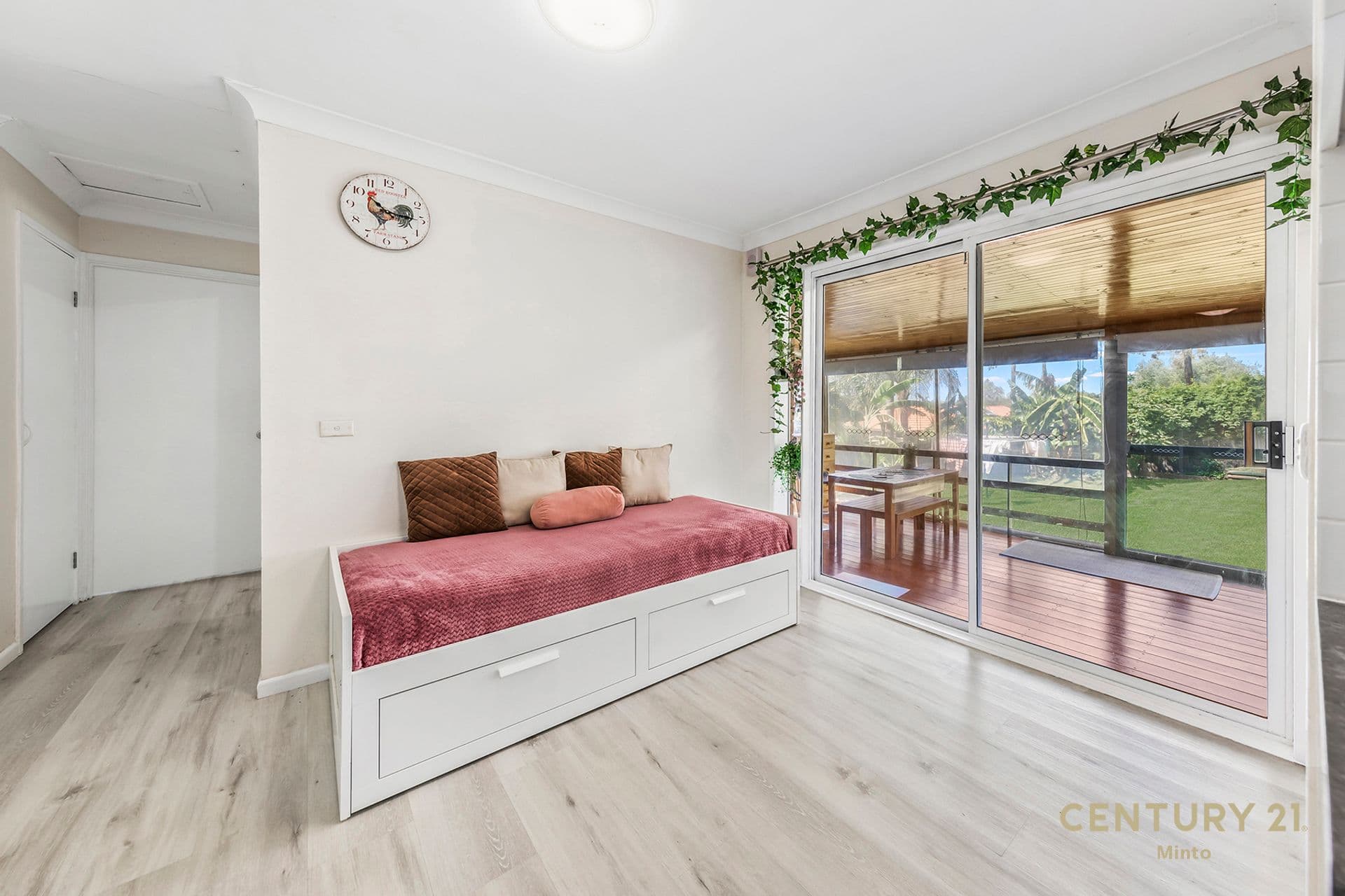 9 Stornoway Avenue, St Andrews, NSW, 2566, St Andrews - Thumbnail 5