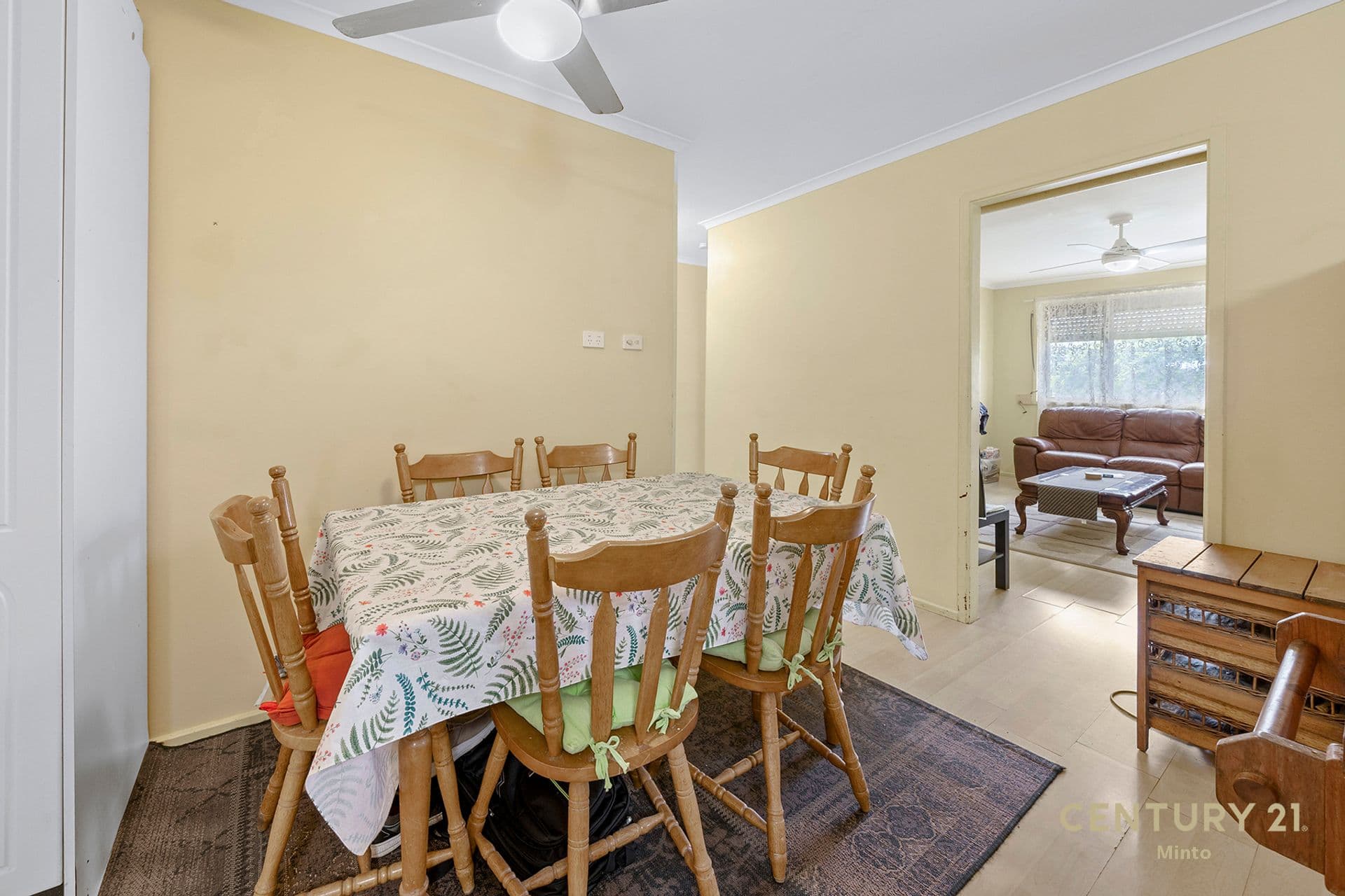 127 Macquarie Avenue, Campbelltown, NSW, 2560, Campbelltown - Thumbnail 5