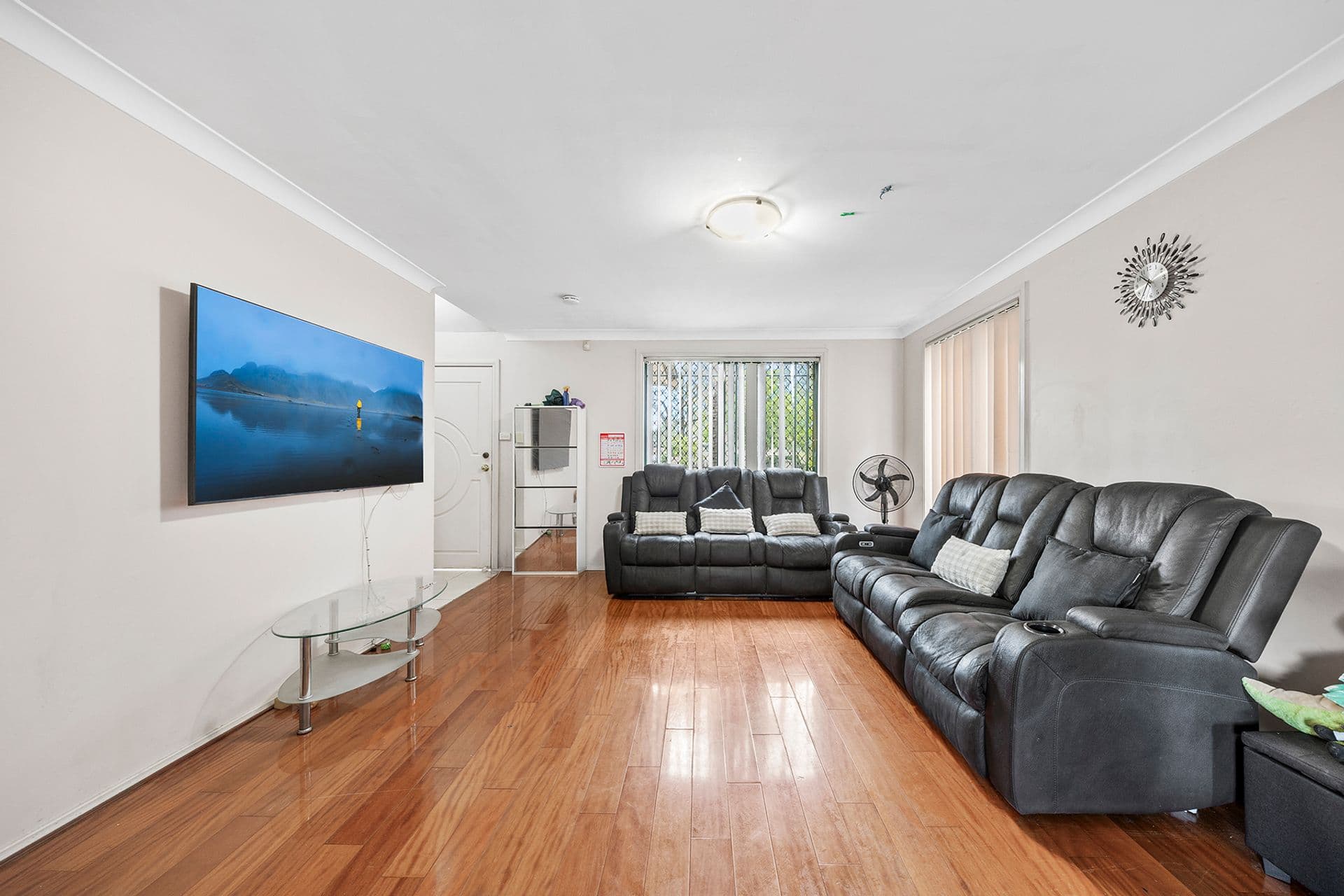 6/8 Redfern Road, Minto, NSW, 2566, Minto - Thumbnail 3