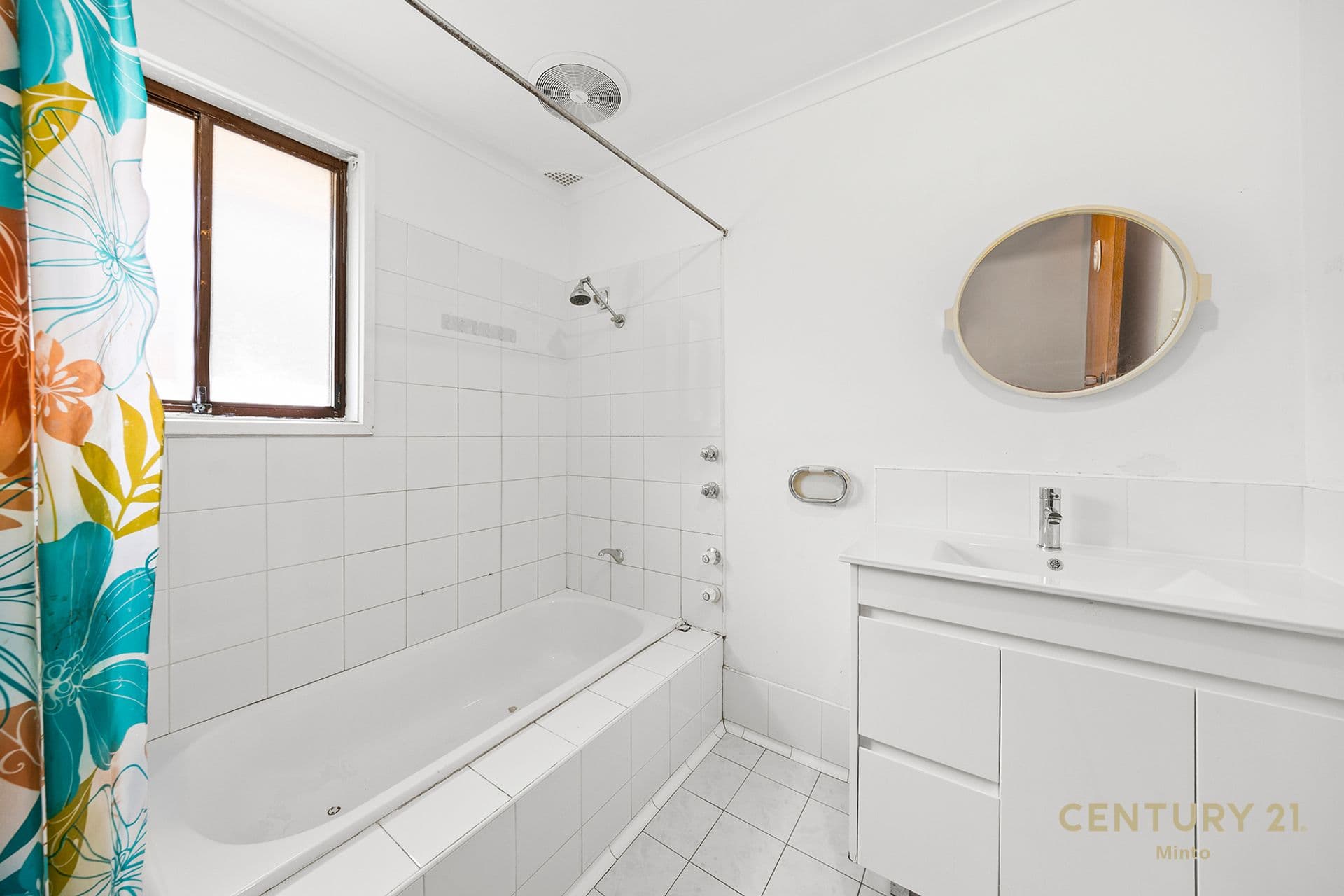 48 Duncansby Crescent, St Andrews, NSW, 2566, St Andrews - Thumbnail 8