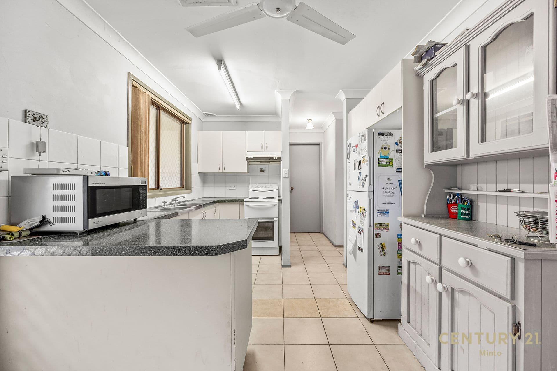 13 Mona Vale Place, Woodbine, NSW, 2560, Woodbine - Thumbnail 3