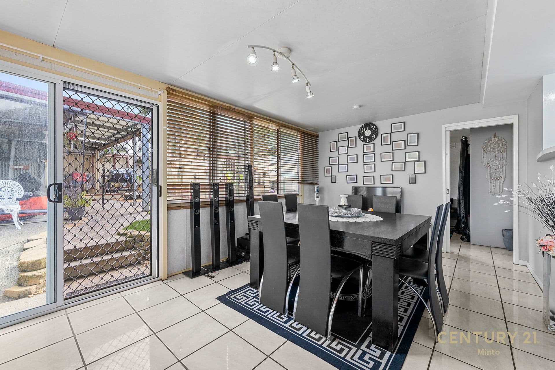 21 Campbell Close, Minto, NSW, 2566, Minto - Thumbnail 4