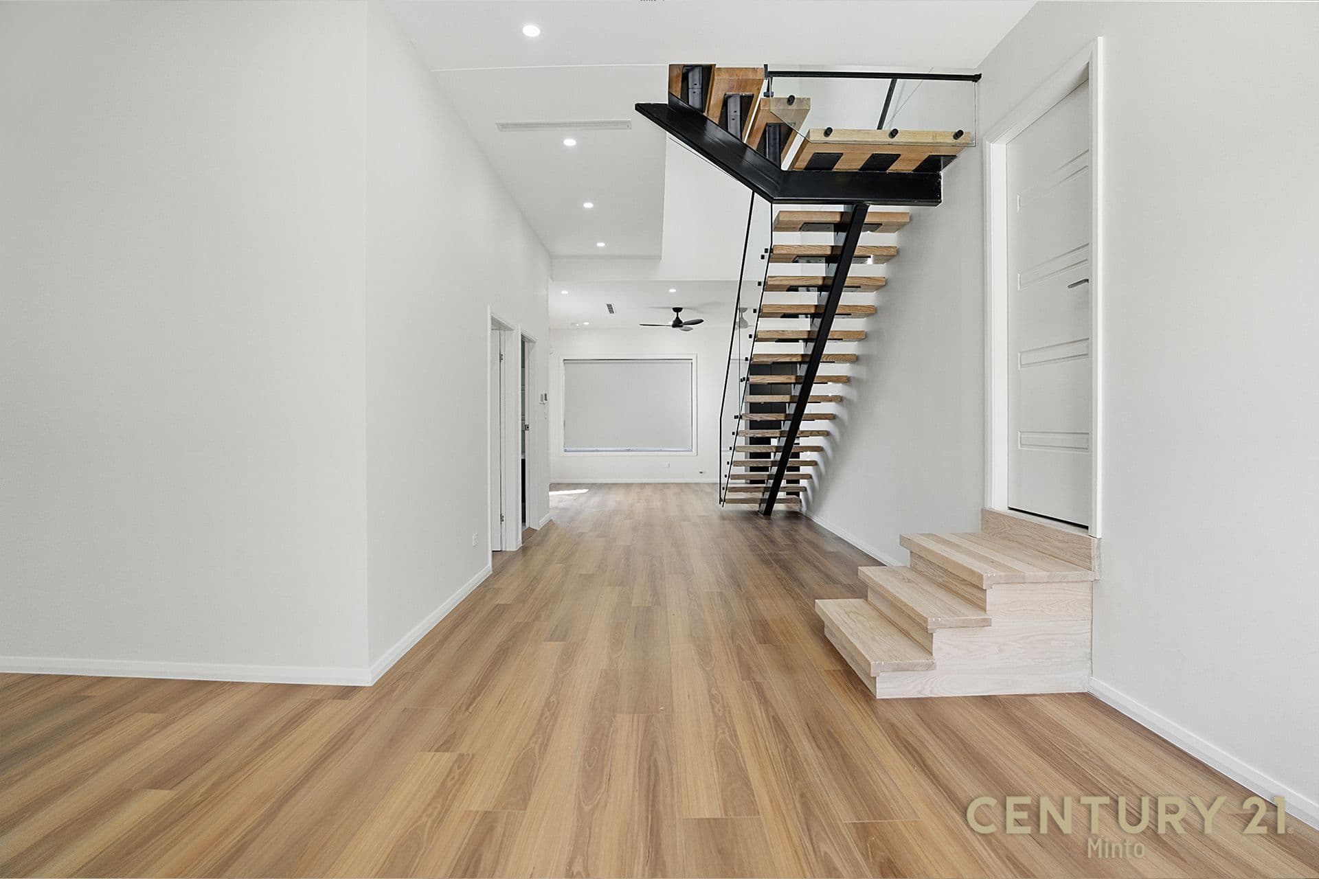 74 Fieldhouse Circuit, Campbelltown, NSW, 2560, Campbelltown - Thumbnail 2