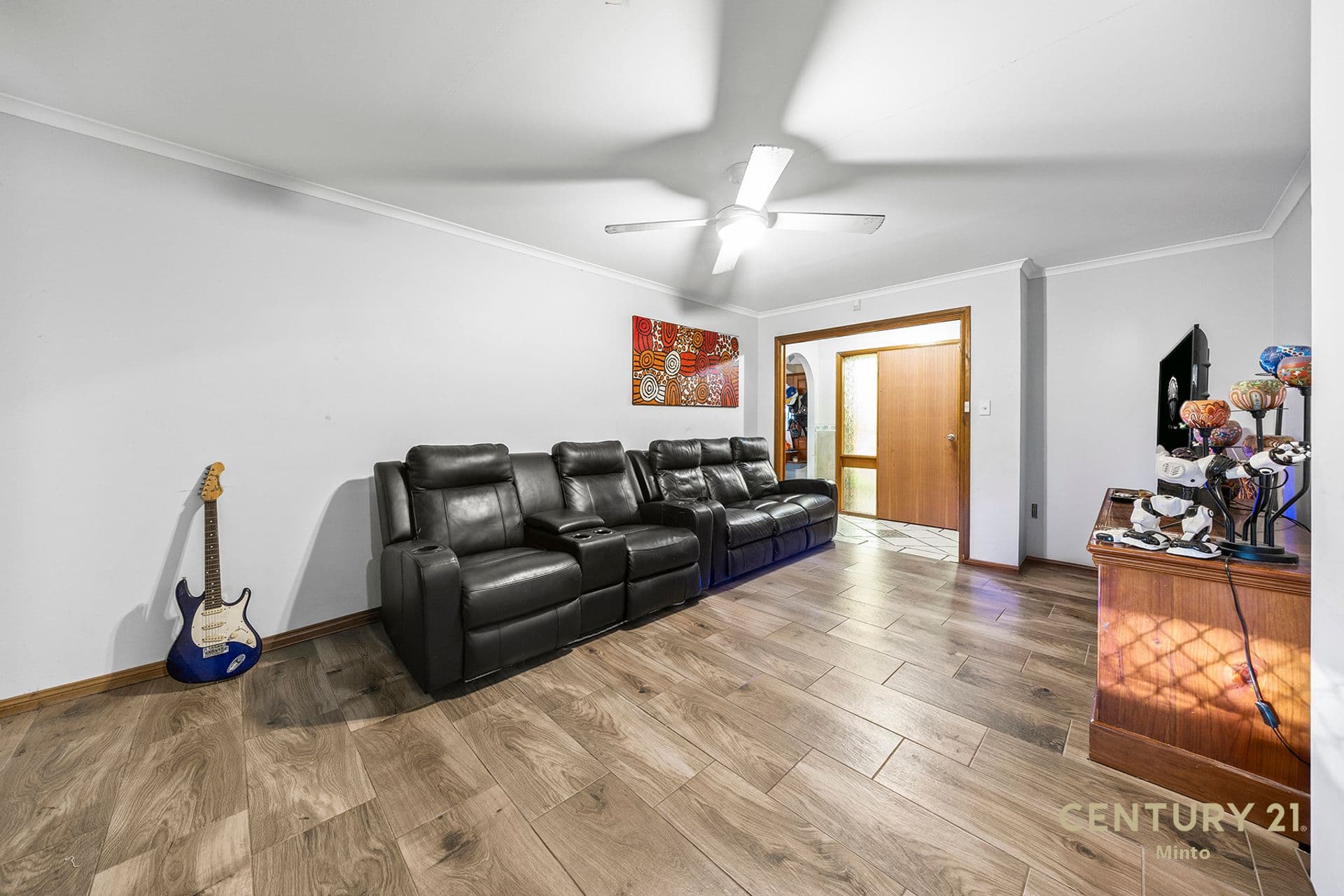 13 Rees Close, Eagle Vale, NSW, 2558, Eagle Vale - Thumbnail 2