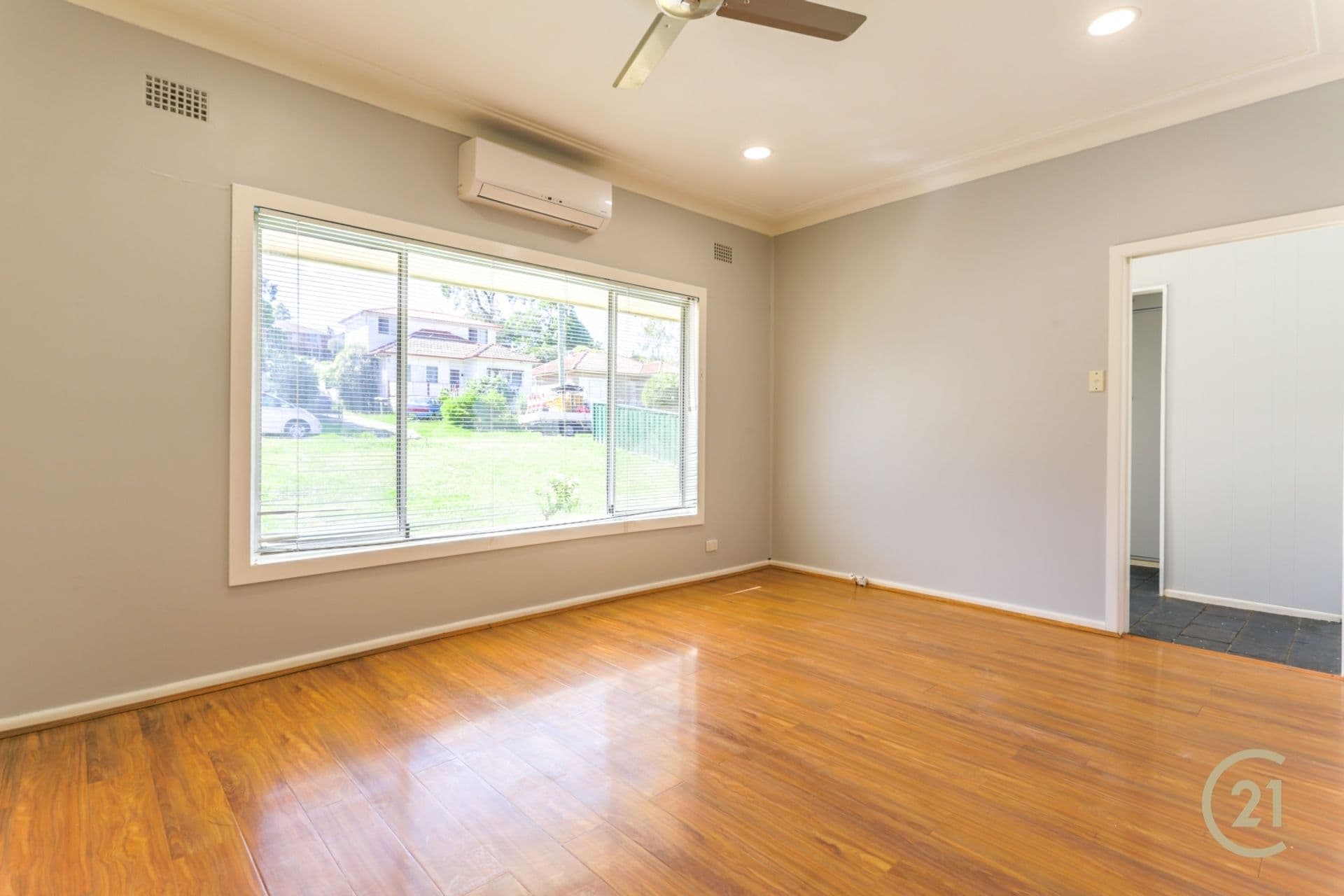 50 Farnsworth Avenue, Campbelltown, NSW, 2560, Campbelltown - Thumbnail 2