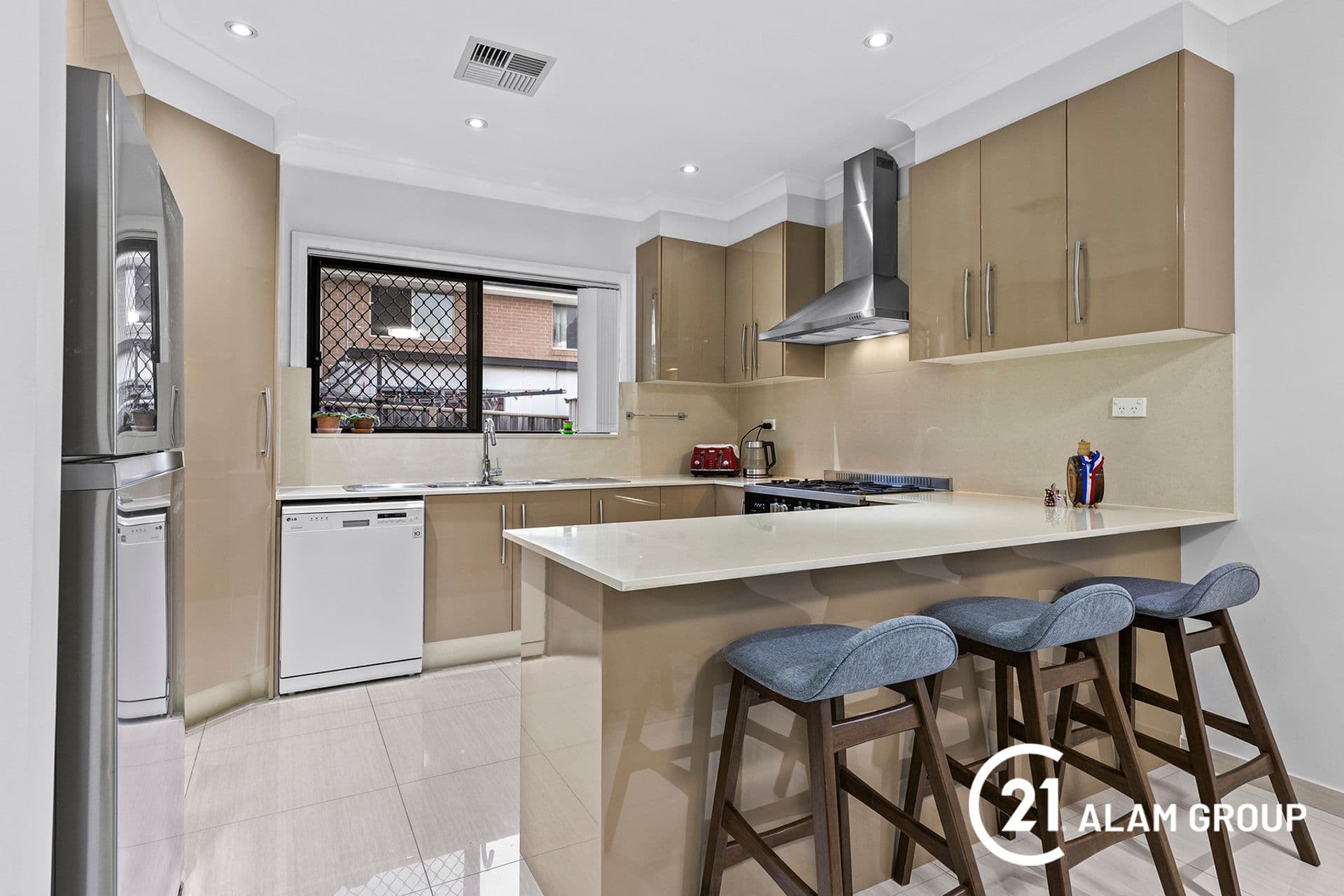 1A Sandeford Way, Minto, NSW, 2566, Minto - Thumbnail 4