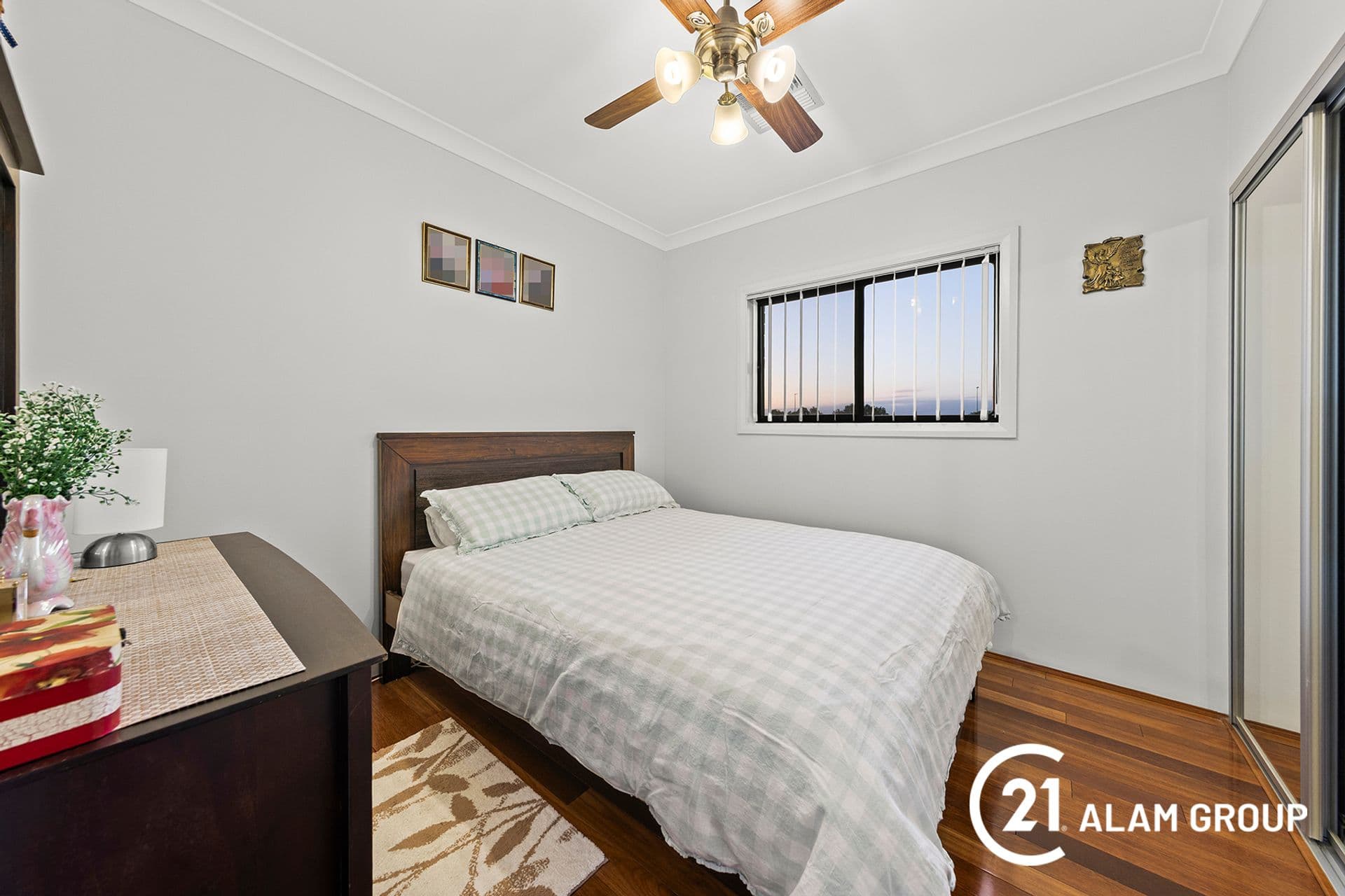 1A Sandeford Way, Minto, NSW, 2566, Minto - Thumbnail 7