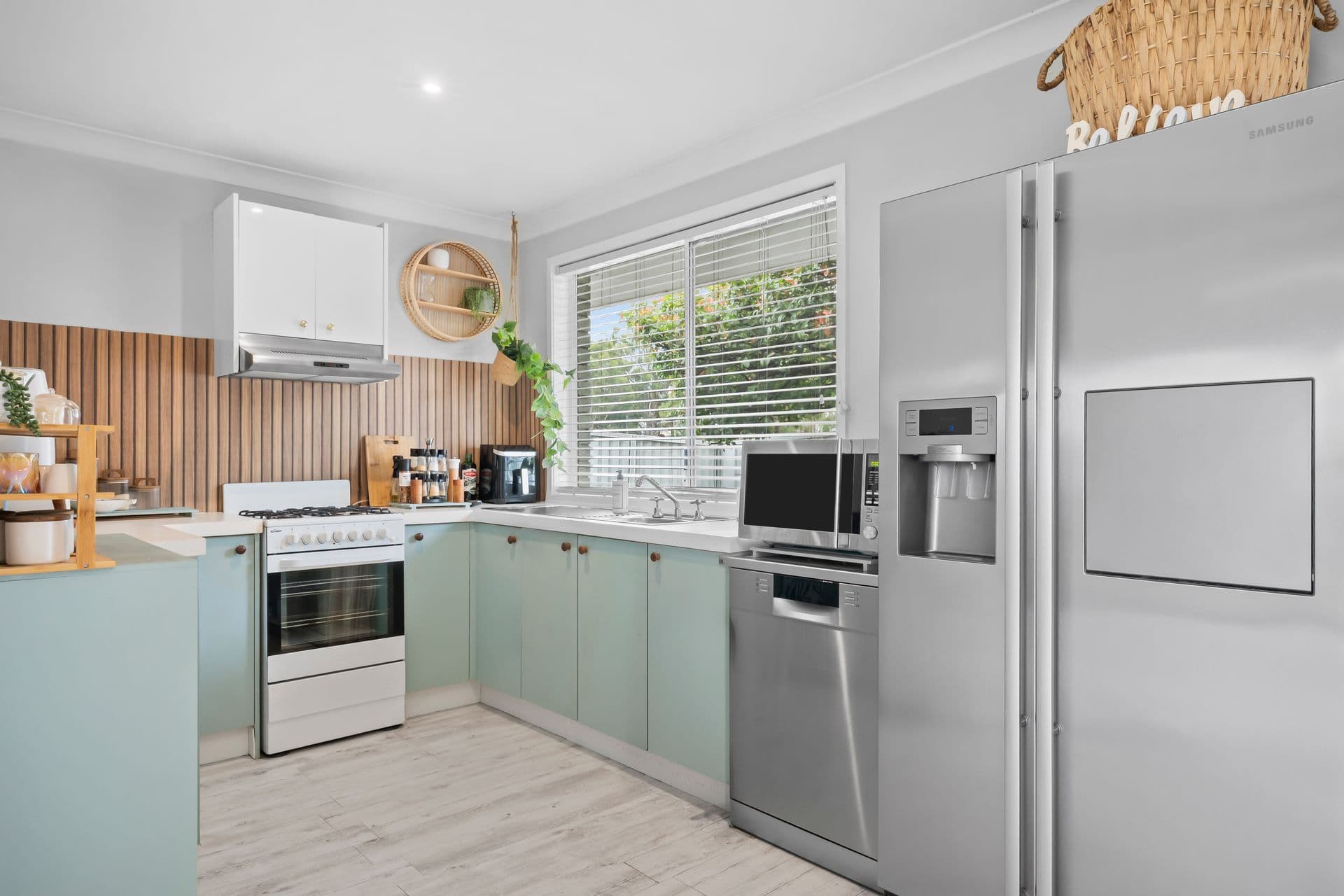 2 Broom Place, St Andrews, NSW, 2566, St Andrews - Thumbnail 4