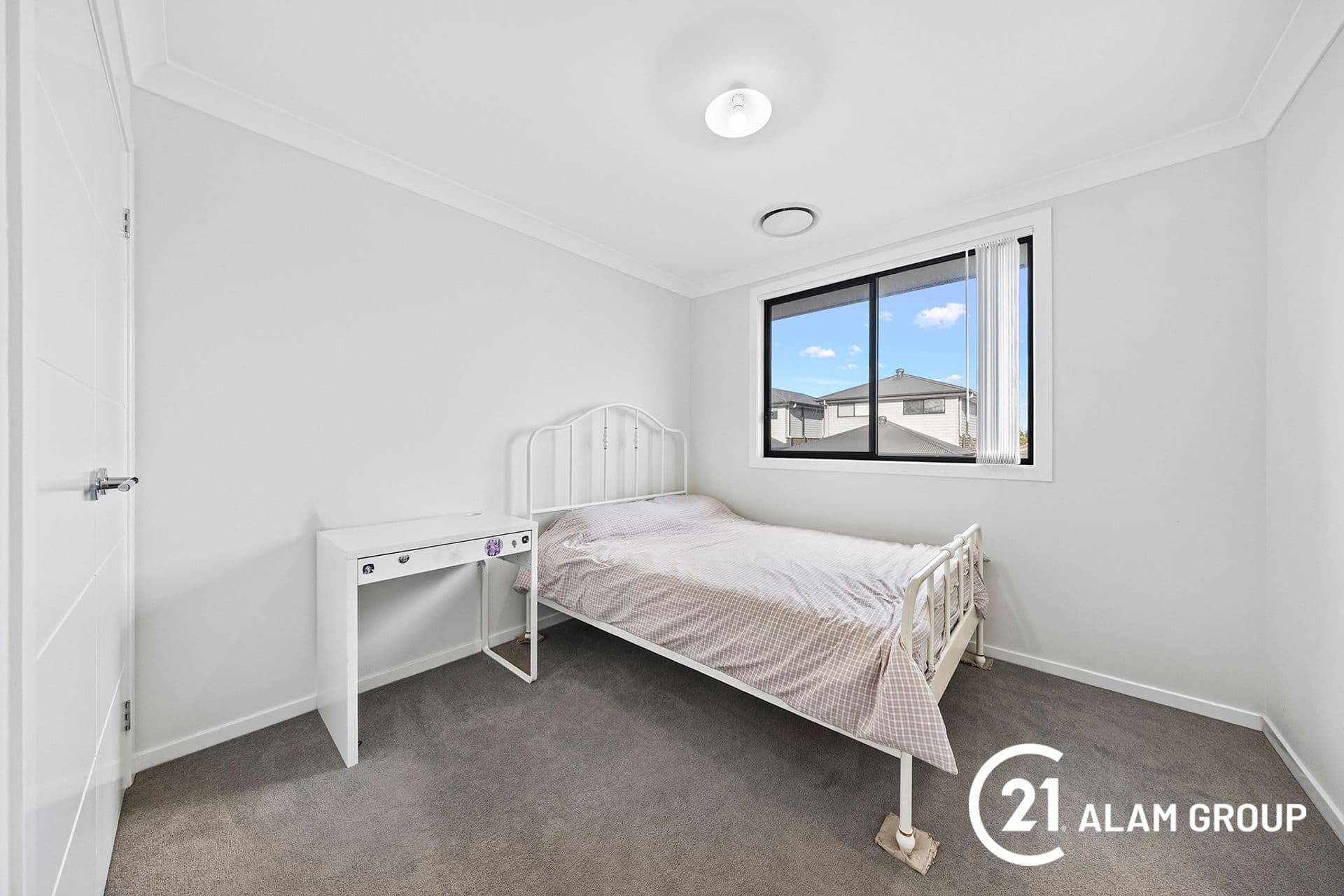 13 Armidale Street, Gregory Hills, NSW, 2557, Gregory Hills - Thumbnail 7