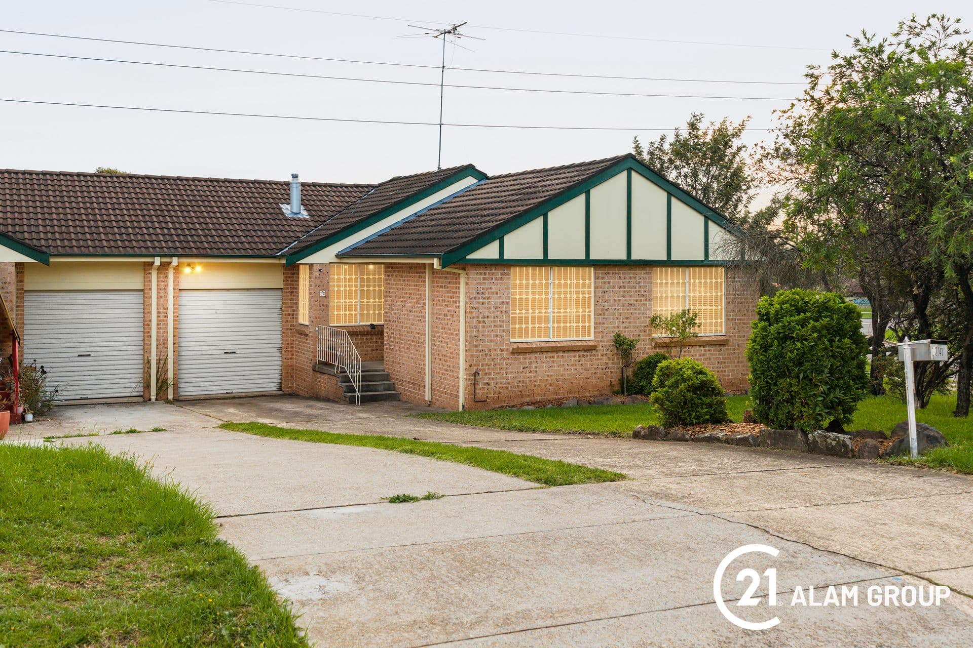 2/41 Wyangala Crescent, Leumeah, NSW, 2560, Leumeah - Image 1