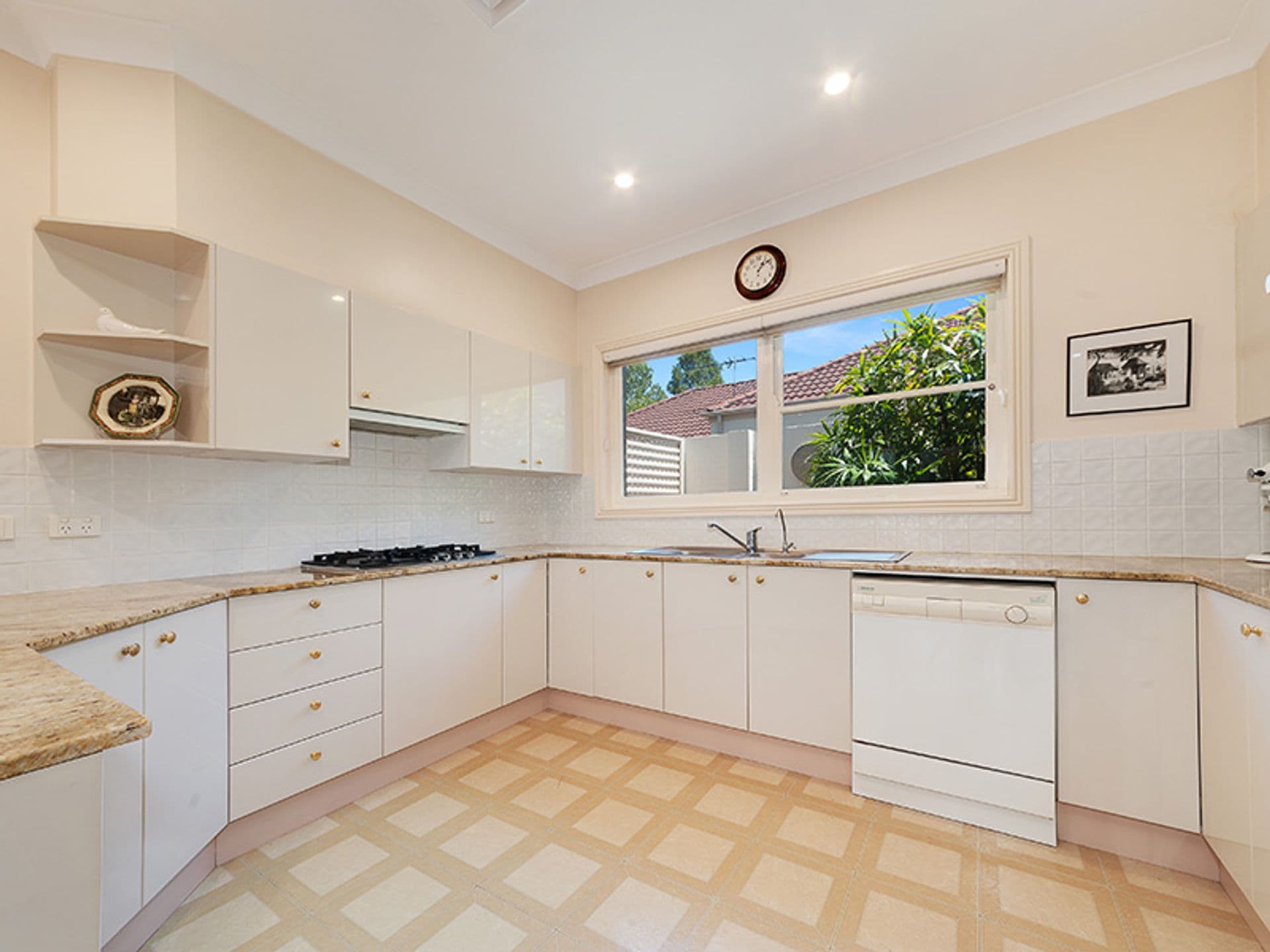 18 Stanley Close, St Ives, NSW, 2075, St Ives - Thumbnail 7