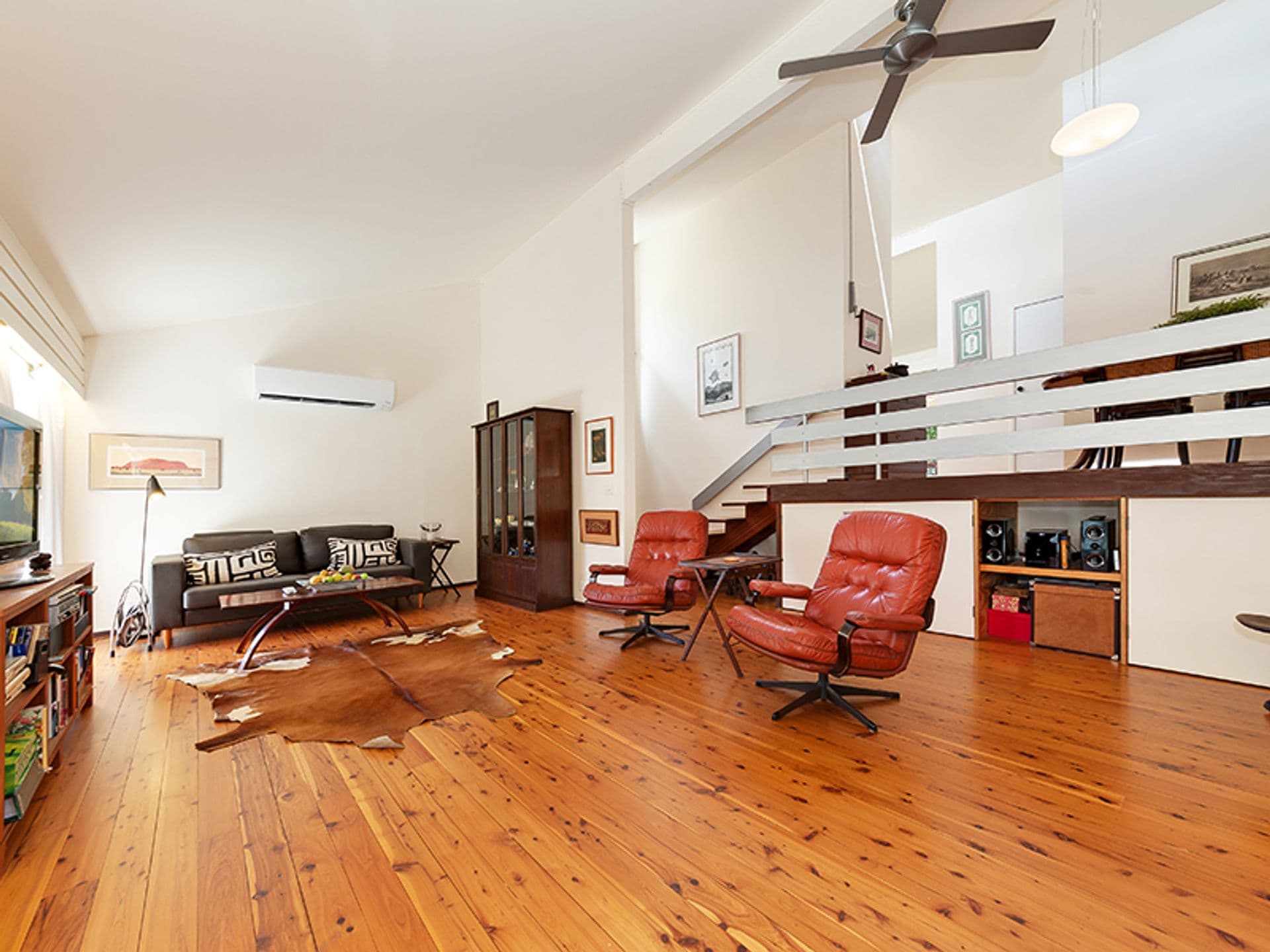 32 Parkinson Avenue, South Turramurra, NSW, 2074, South Turramurra - Thumbnail 2