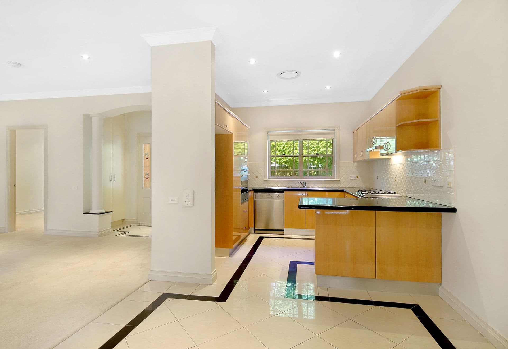 2/283 Mona Vale Road, St Ives, NSW, 2075, St Ives - Thumbnail 3