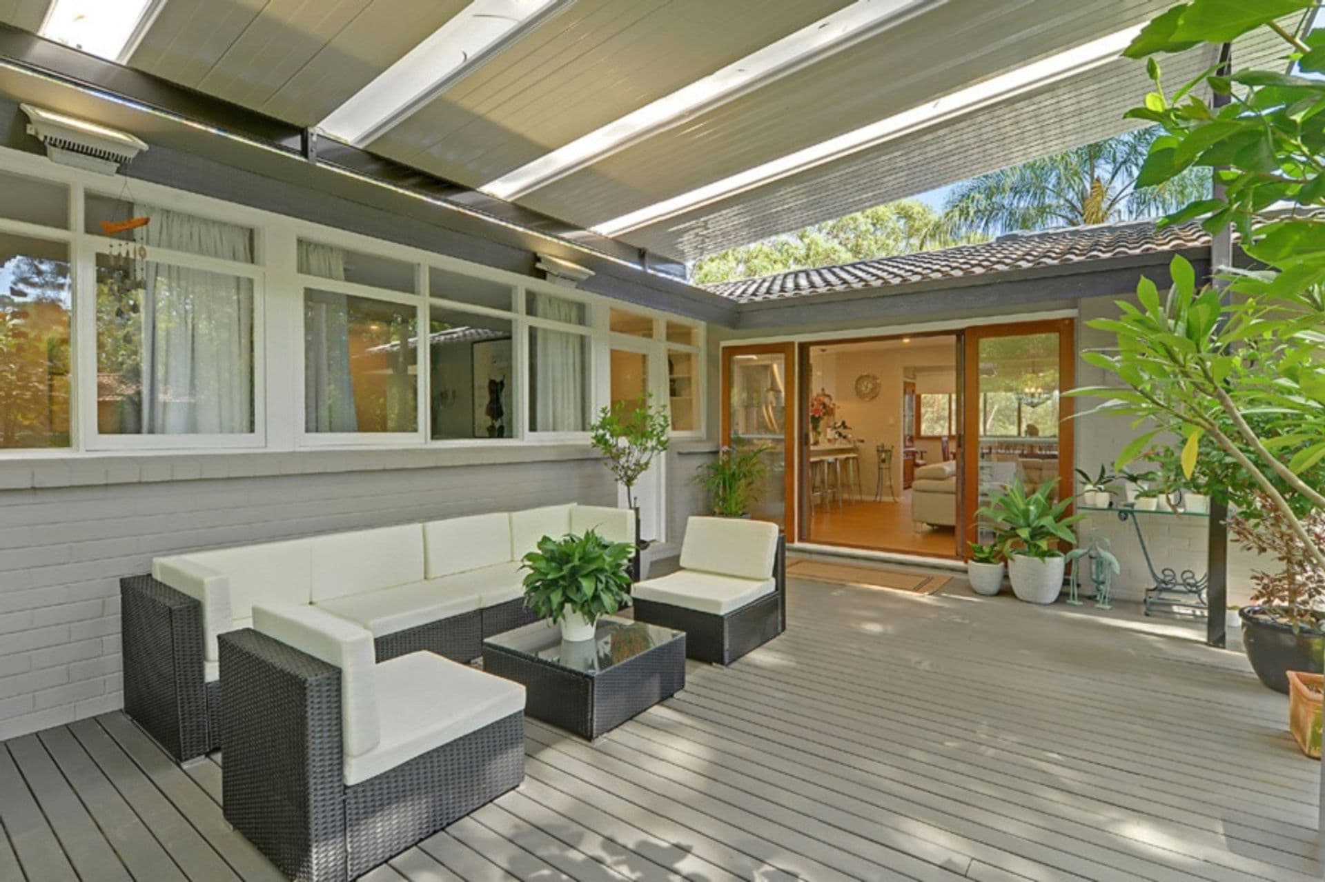 16 Manor Road, Hornsby, NSW, 2077, Hornsby - Thumbnail 3