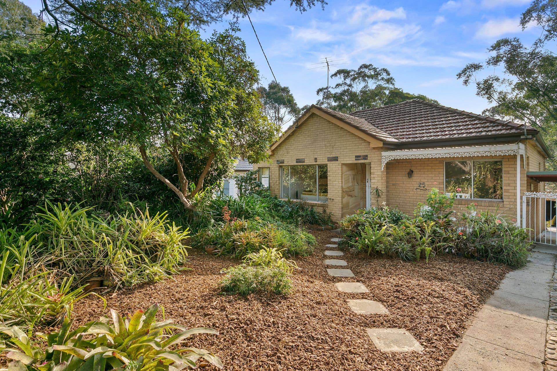 25 Kamilaroy Road, West Pymble, NSW, 2073, West Pymble - Image 1