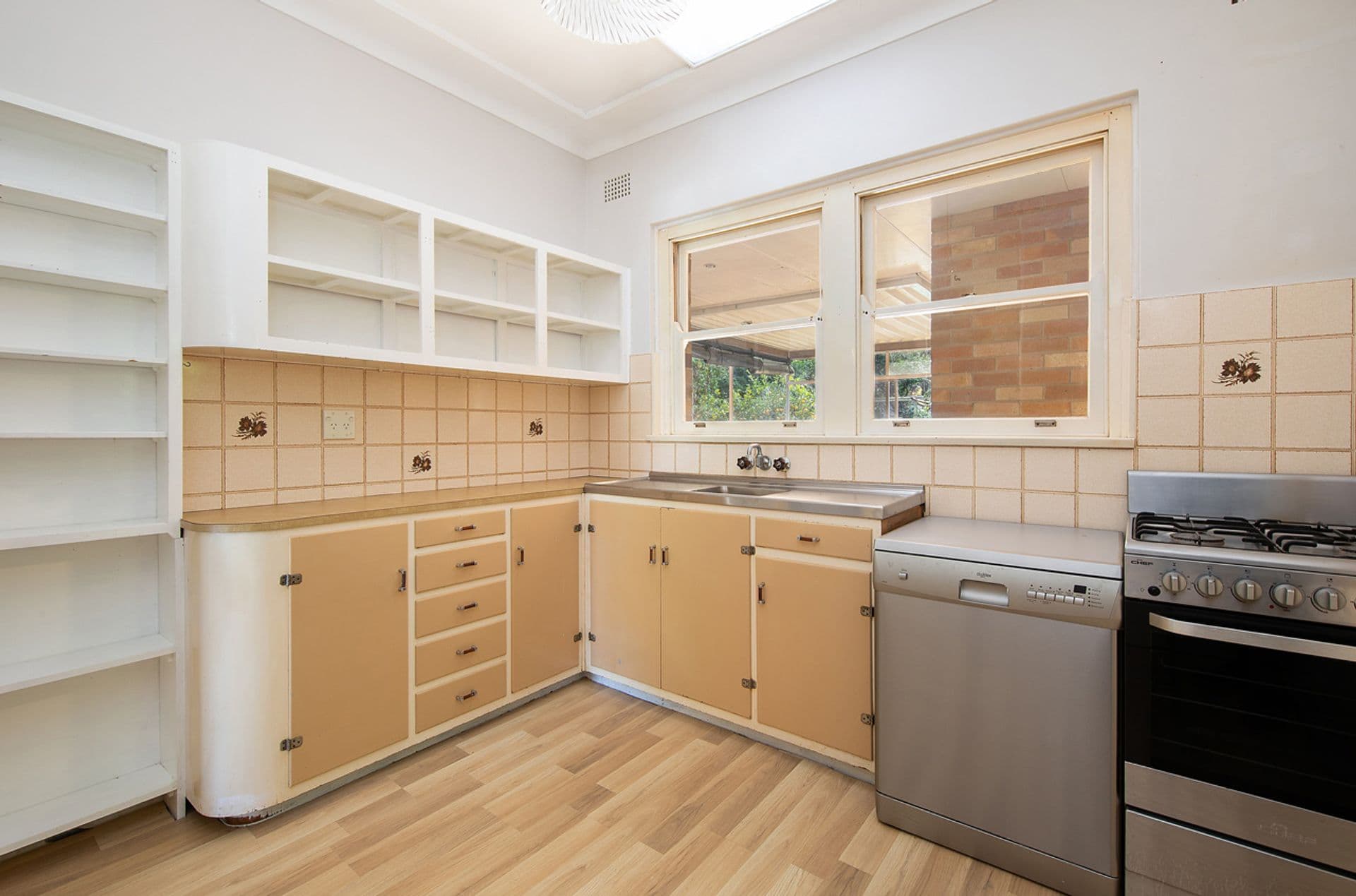 9 Godfrey Avenue, Turramurra, NSW, 2074, Turramurra - Thumbnail 6