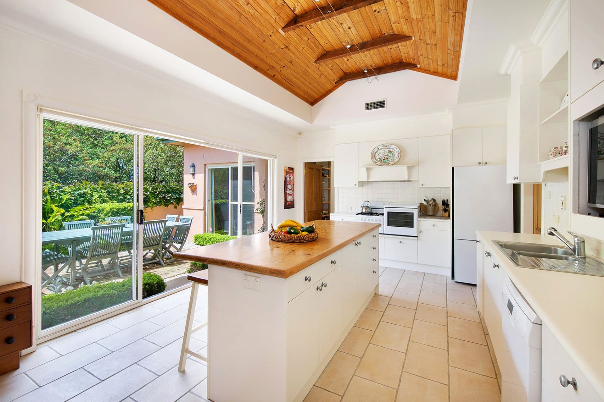 7 Laurel Street, Willoughby, NSW, 2068, Willoughby East - Thumbnail 3