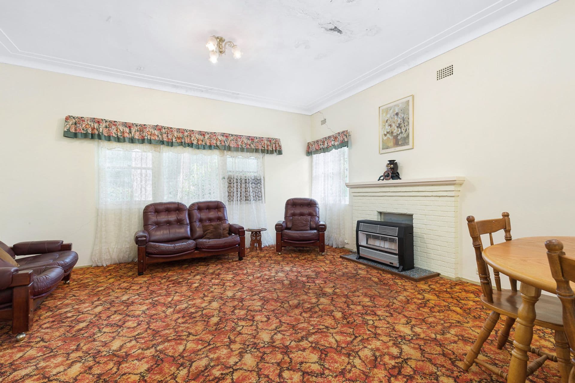 39 Lofberg Road, West Pymble, NSW, 2073, West Pymble - Thumbnail 2