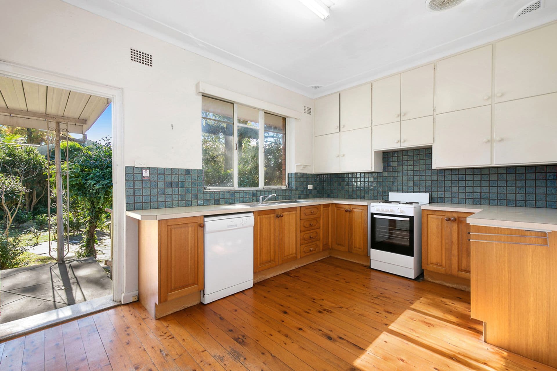 108 Junction Road, Wahroonga, NSW, 2076, Wahroonga - Thumbnail 3