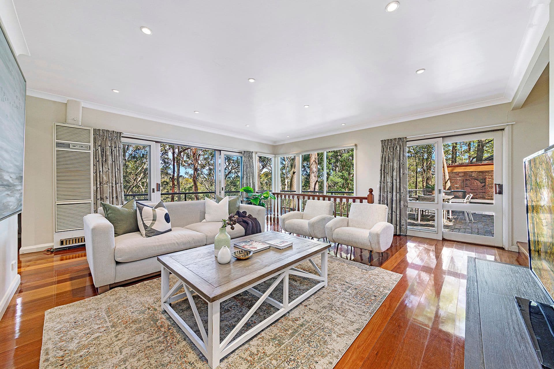 92 Manor Road, Hornsby, NSW, 2077, Hornsby - Thumbnail 3