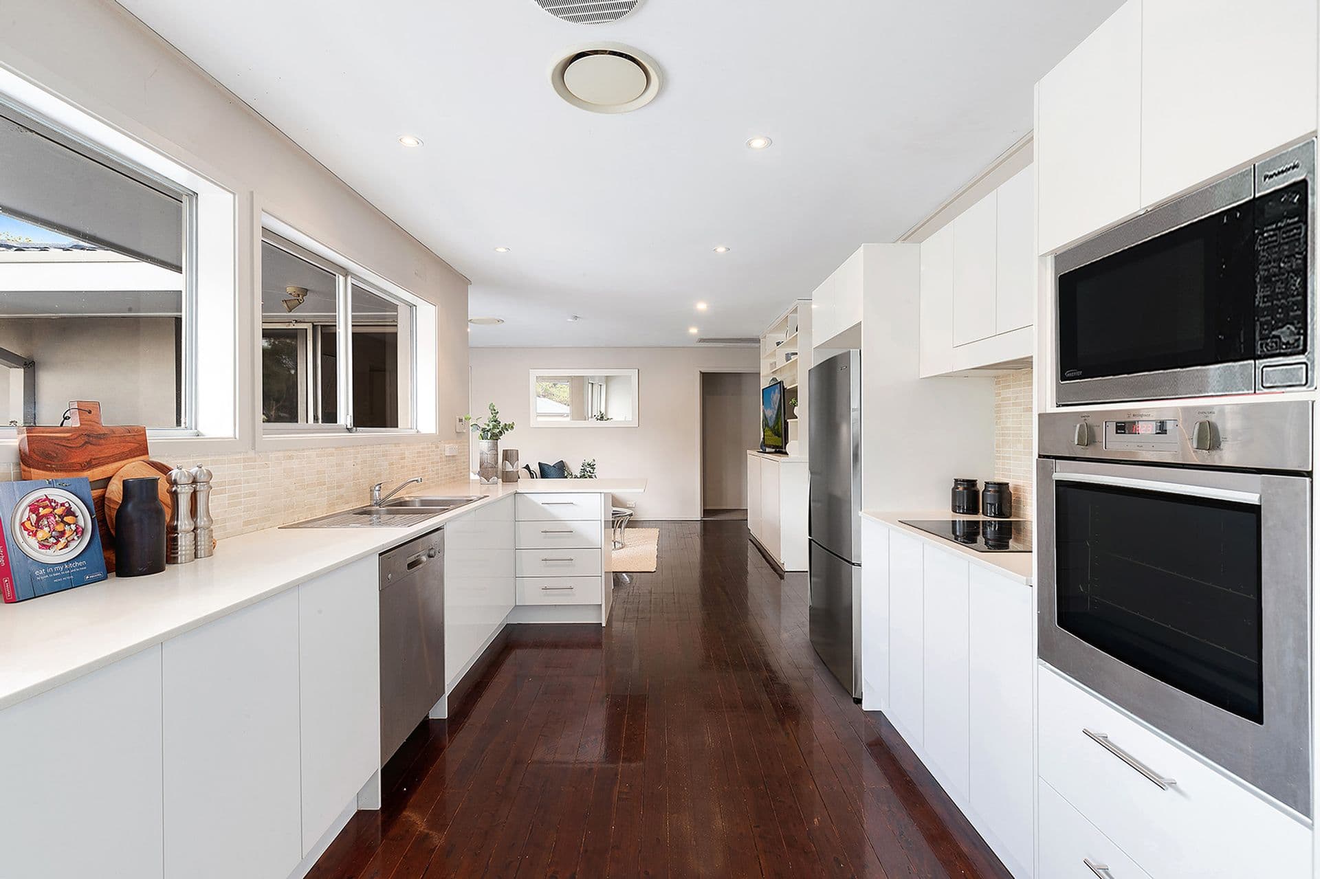 78 The Comenarra Parkway, Turramurra, NSW, 2074, Turramurra - Thumbnail 5