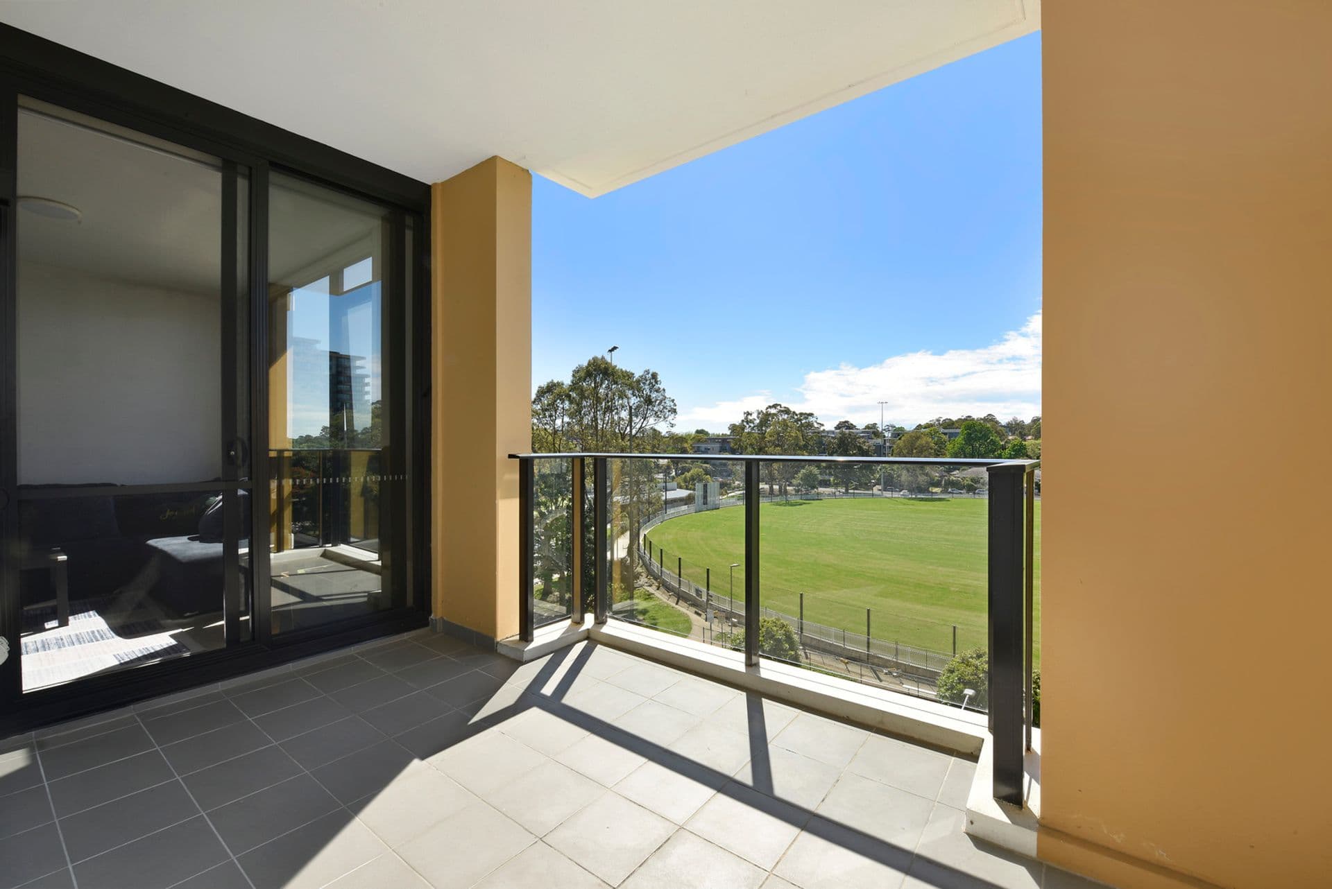 422/21-37 Waitara Ave, Waitara, NSW, 2077, Waitara - Thumbnail 2