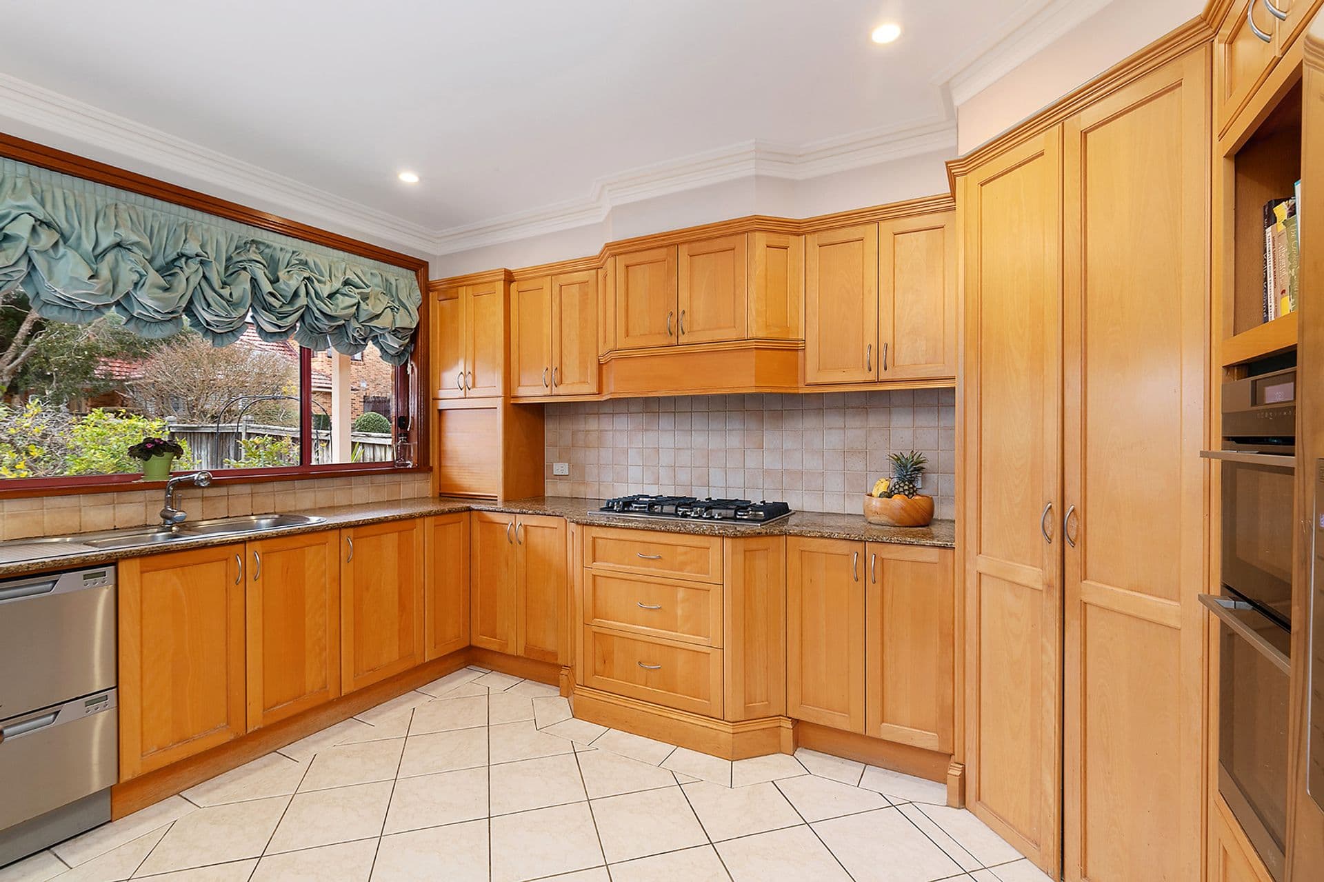 1 Gemeren Grove, West Pennant Hills, NSW, 2125, West Pennant Hills - Thumbnail 5