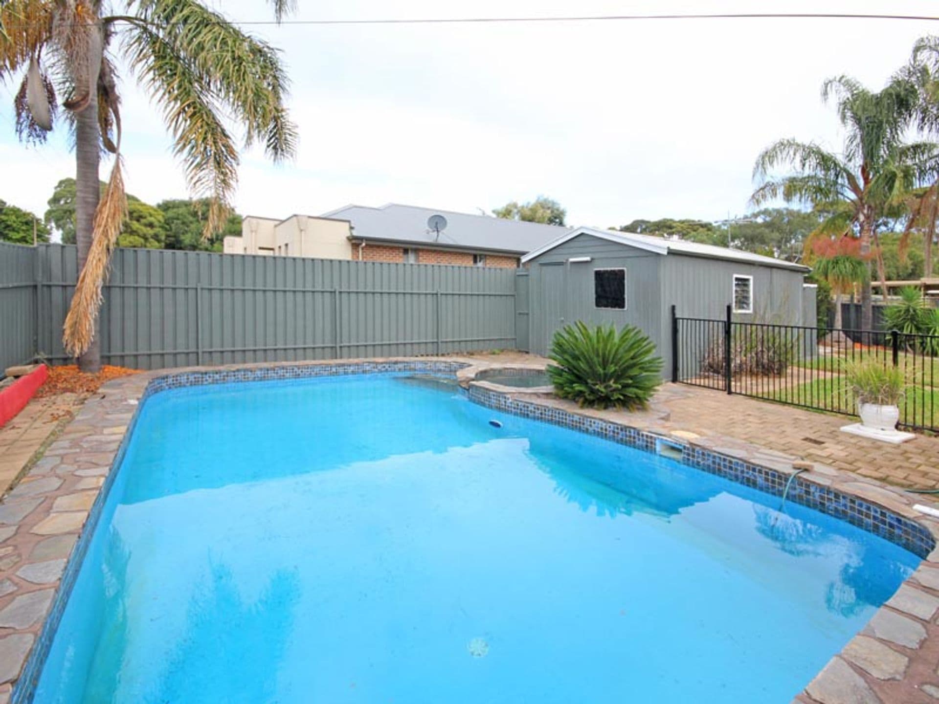 17 Lomond Crescent, Morphett Vale, SA, 5162, Morphett Vale - Thumbnail 4