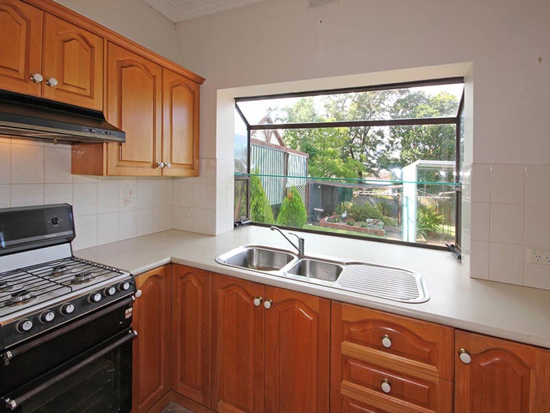 4 Berrin Road, Morphett Vale, SA, 5162, Morphett Vale - Thumbnail 4