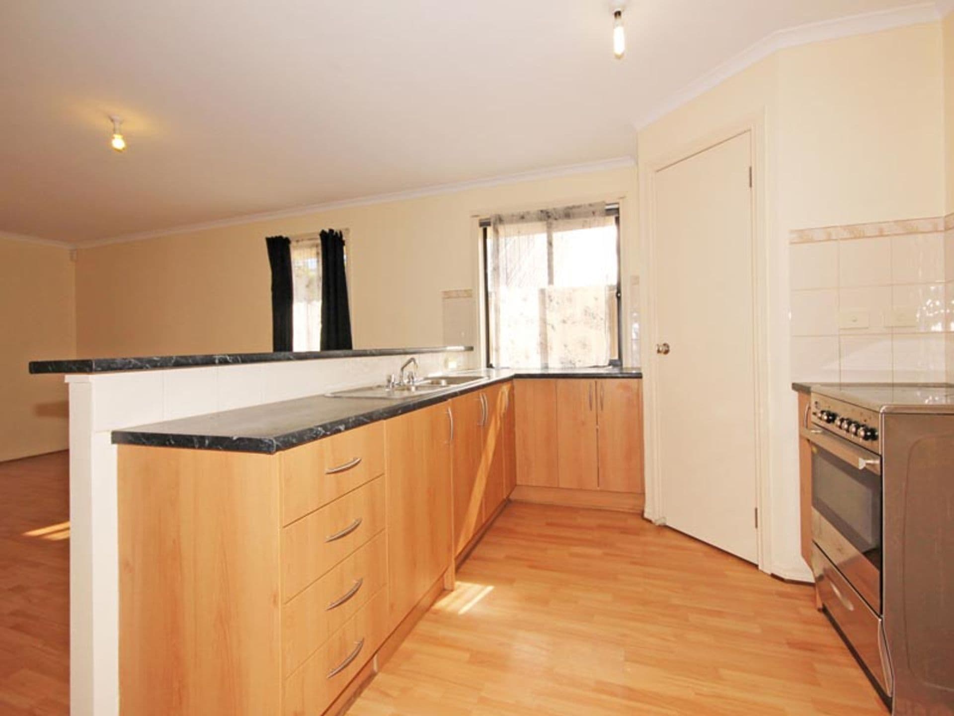 170 Main South Road, Morphett Vale, SA, 5162, Seaford - Thumbnail 2