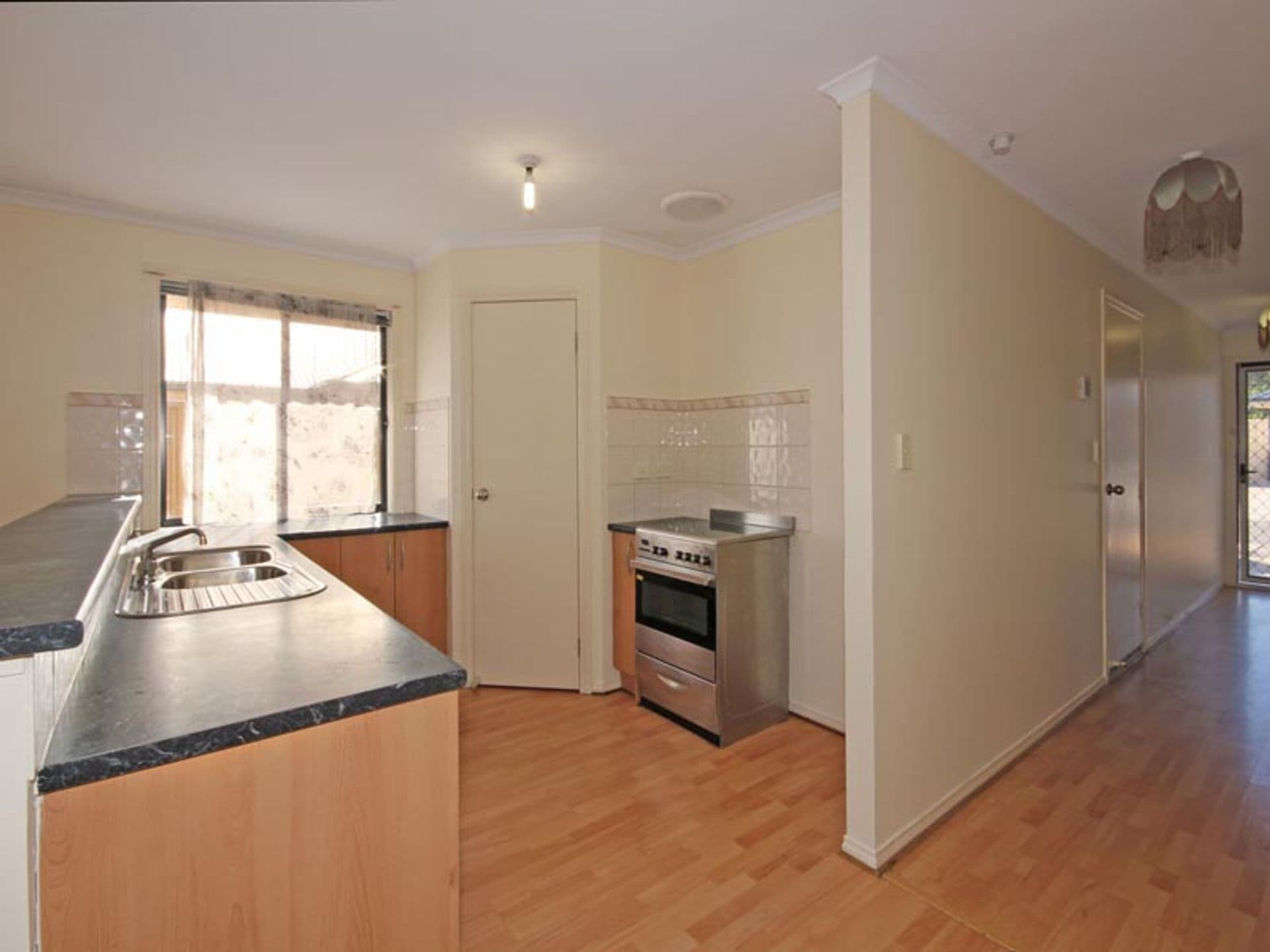 170 Main South Road, Morphett Vale, SA, 5162, Seaford - Thumbnail 3