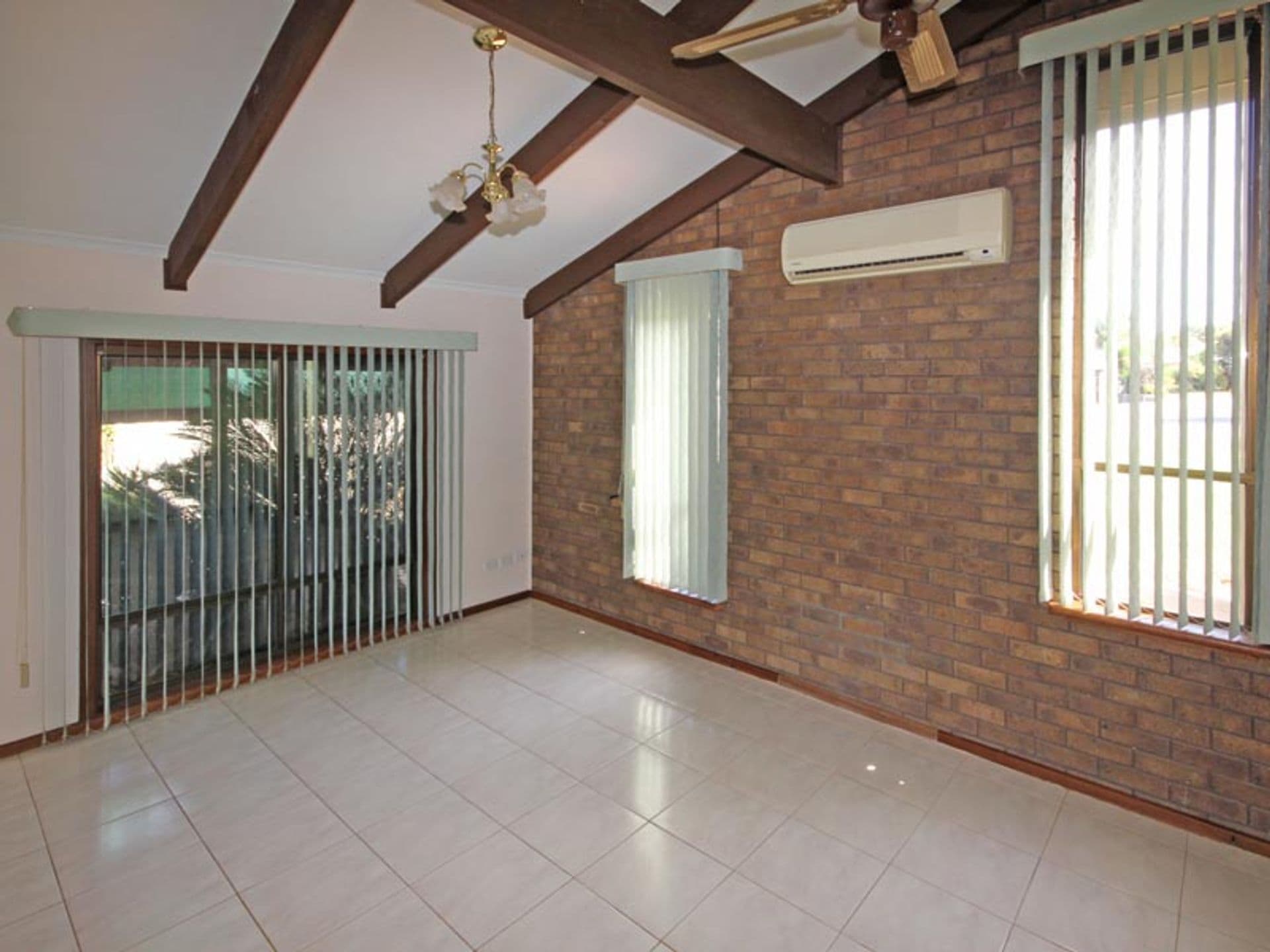 1/4 Old Honeypot Road, Port Noarlunga, SA, 5167, Port Noarlunga - Thumbnail 5