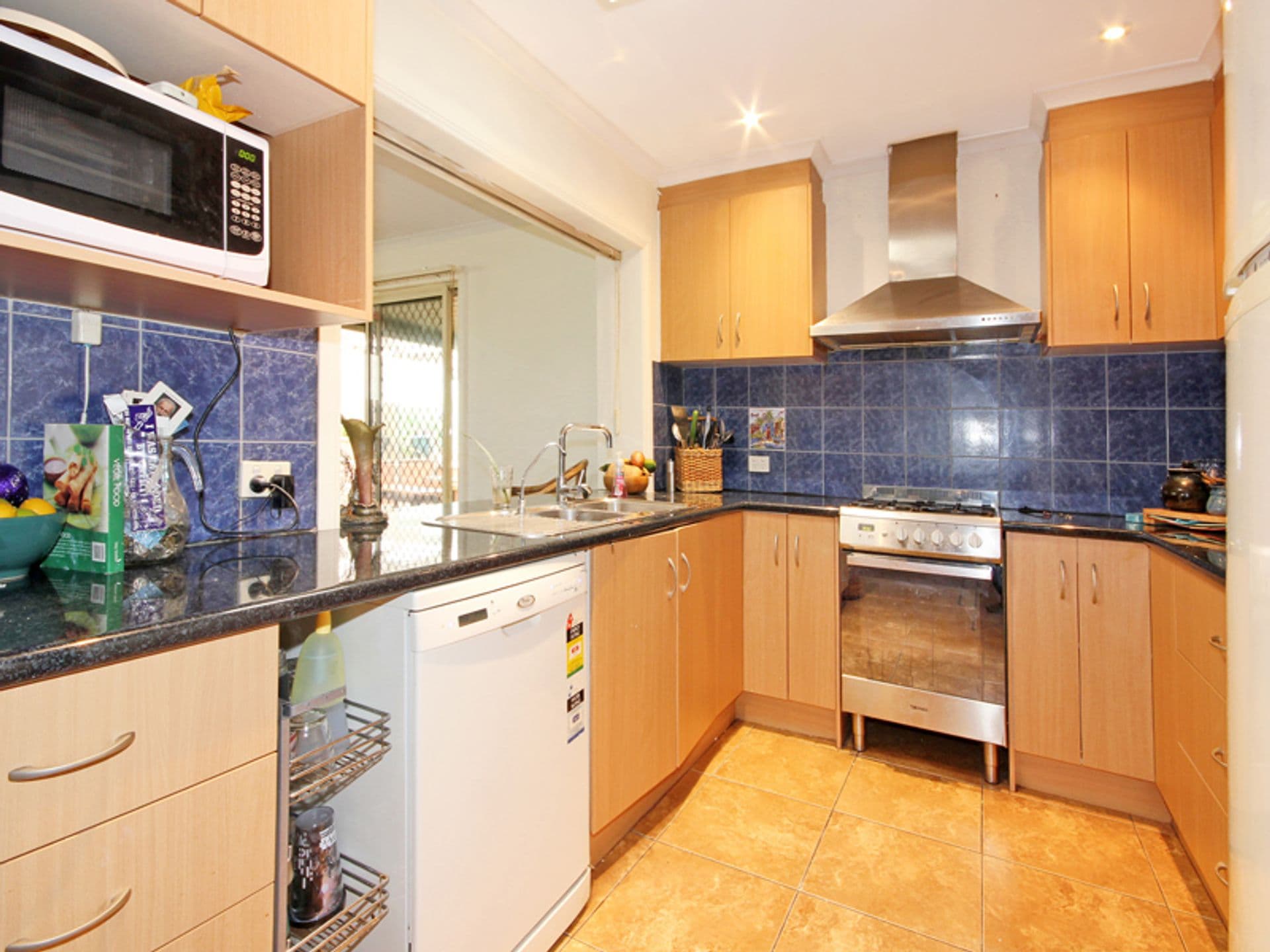 24  Waitara Court, Morphett Vale, SA, 5162, Morphett Vale - Thumbnail 2