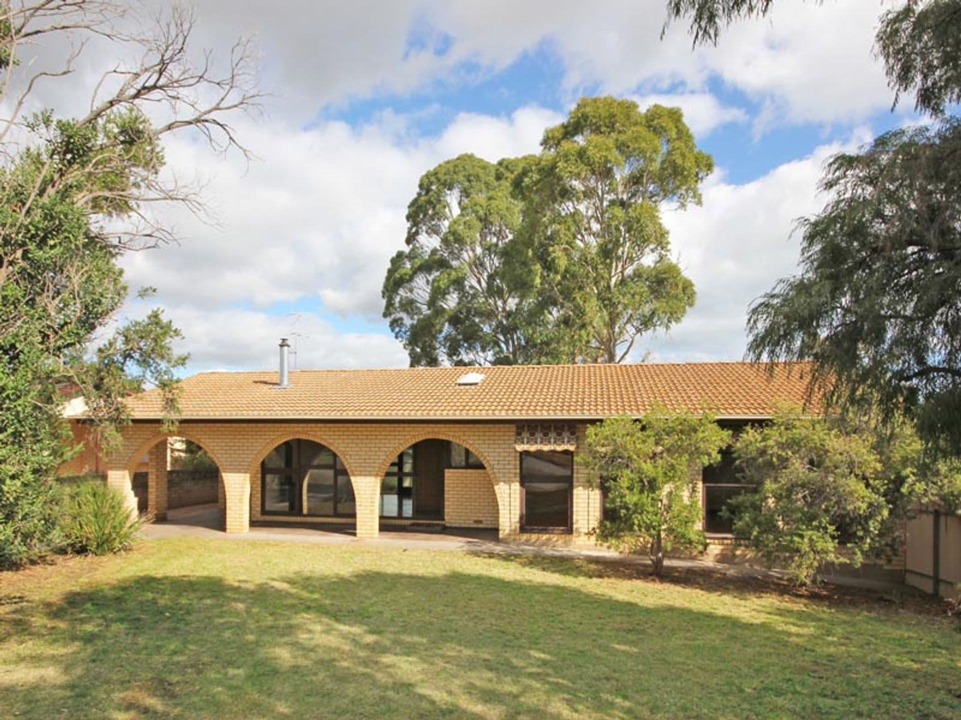 10  Sussex Crescent, Morphett Vale, SA, 5162, Morphett Vale - Image 1