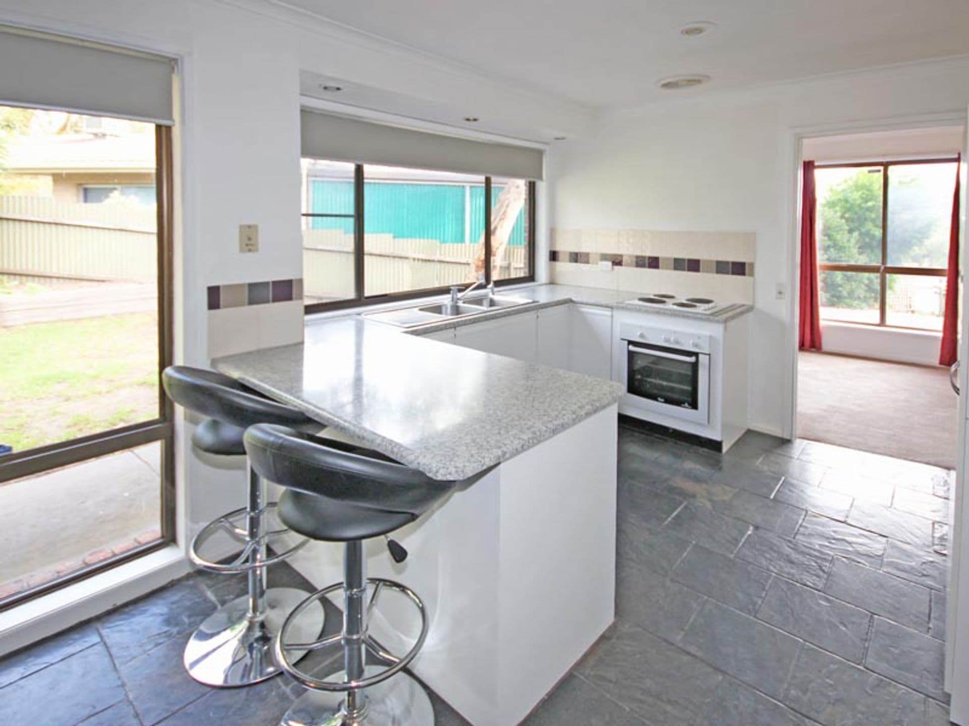 30 Glenloth Drive, Happy Valley, SA, 5159, Happy Valley - Thumbnail 2