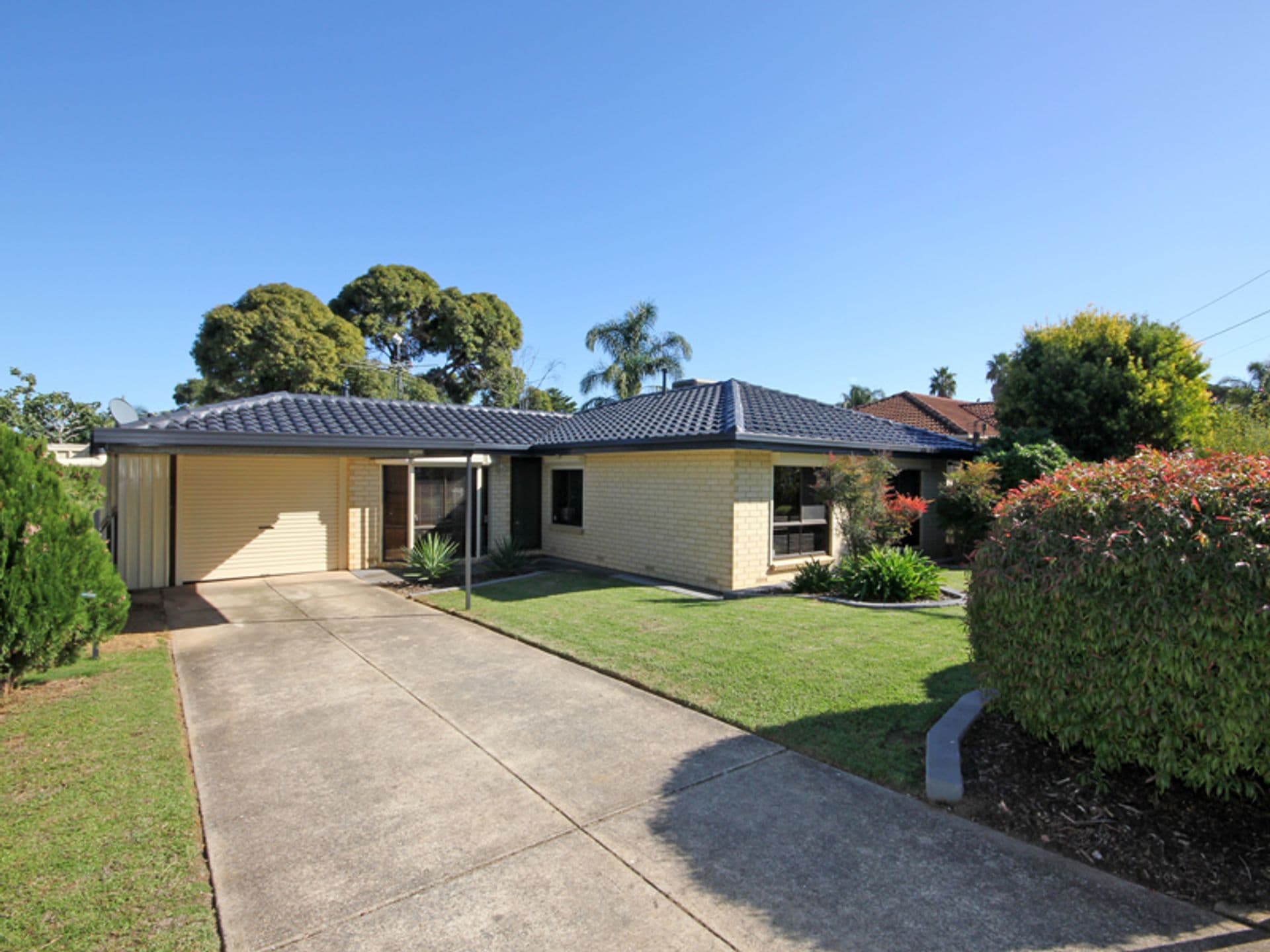 5 Edwina Drive, Morphett Vale, SA, 5162, Morphett Vale - Image 1