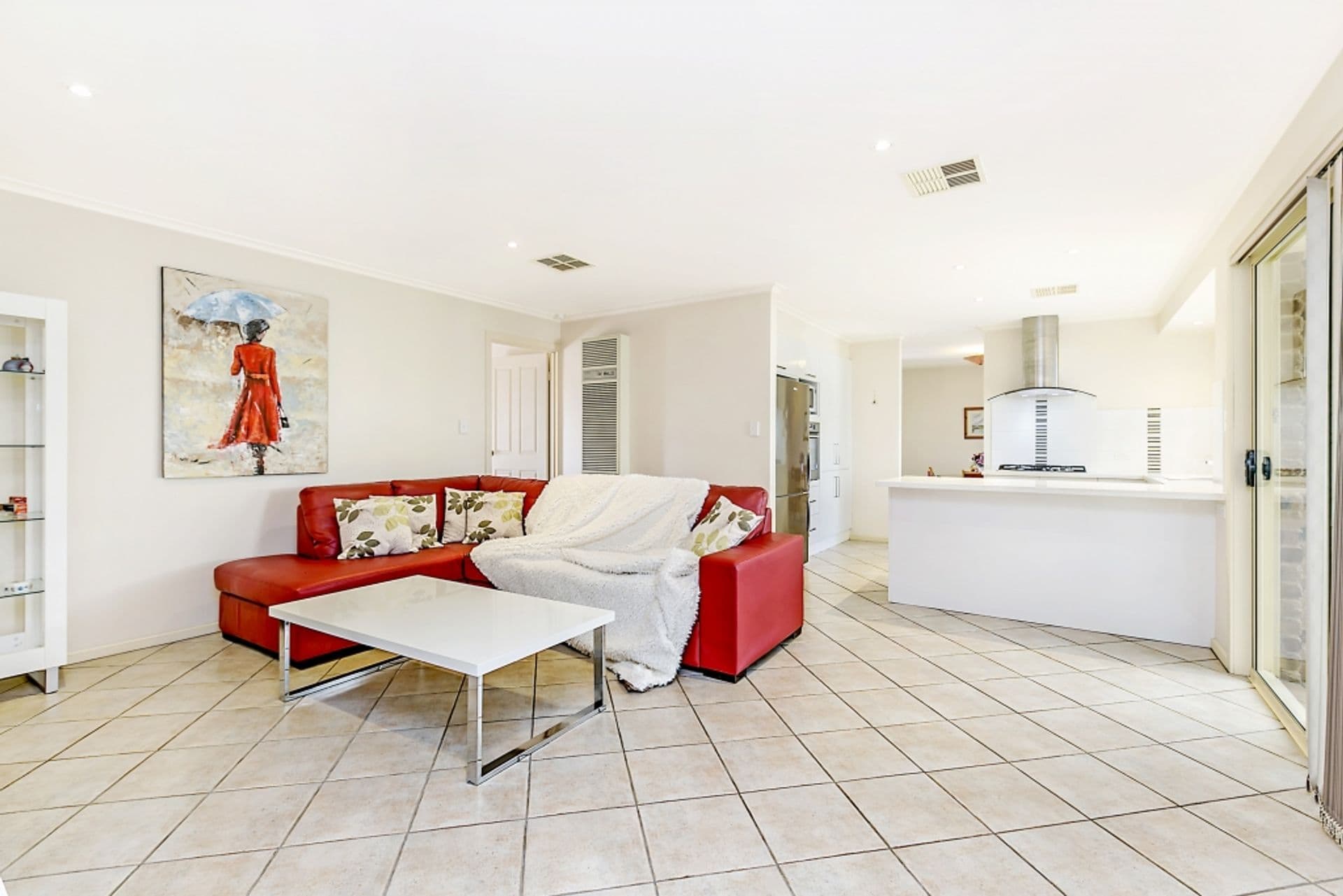 9 Partalunga Circuit, Woodcroft, SA, 5162, Woodcroft - Thumbnail 2