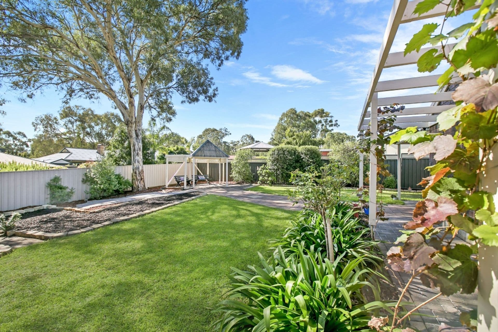 9  Houndsgate Court, Onkaparinga Hills, SA, 5163, Onkaparinga Hills - Thumbnail 2