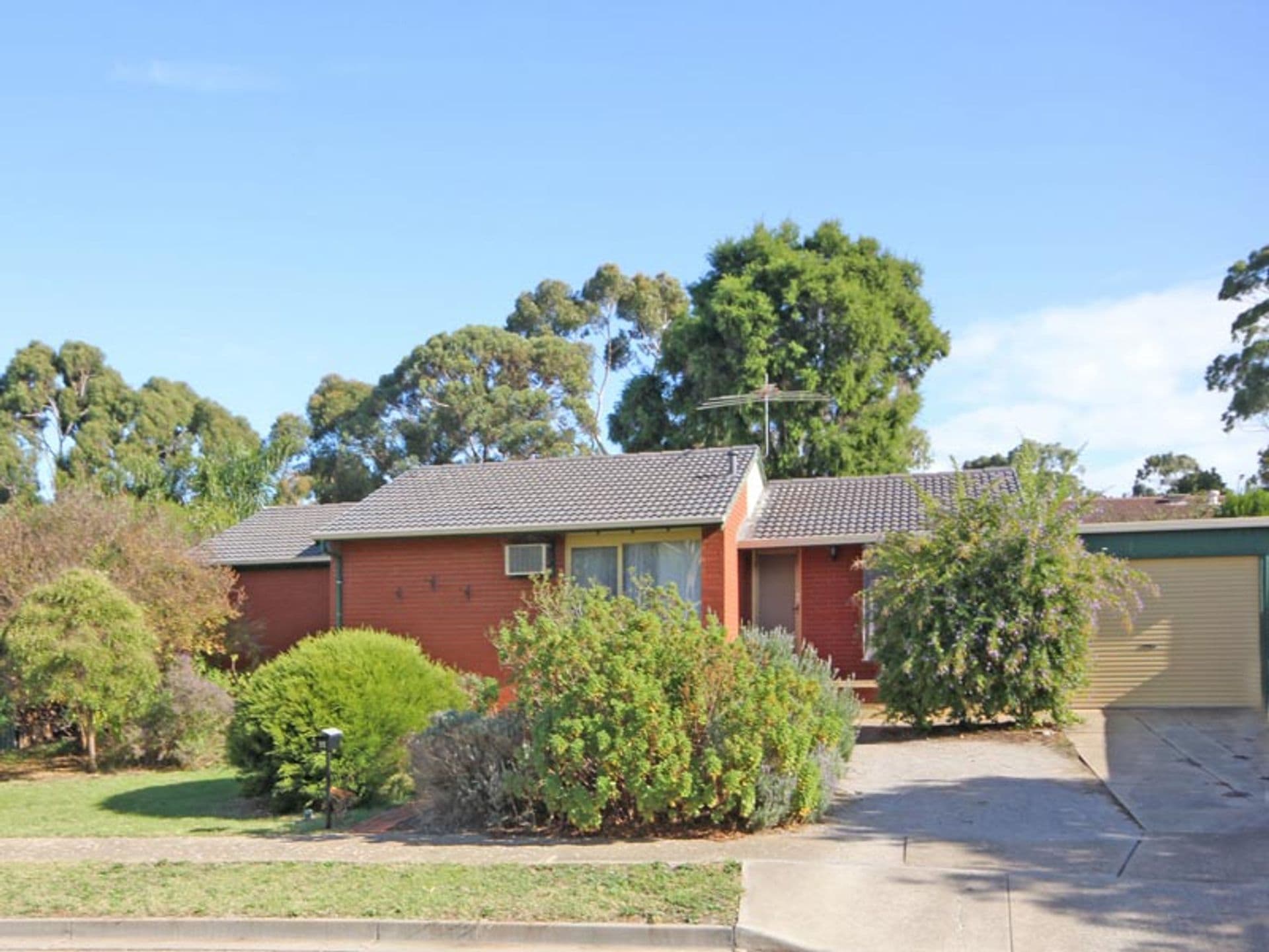 11  Milan Cr, Hackham West, SA, 5163, Hackham West - Image 1