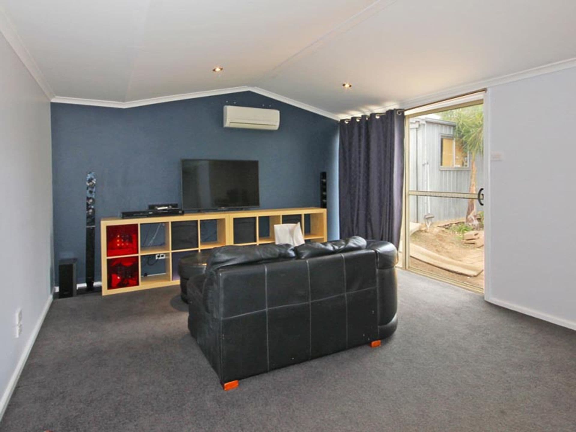 14 Amberleigh Close, Christie Downs, SA, 5164, Christie Downs - Thumbnail 2