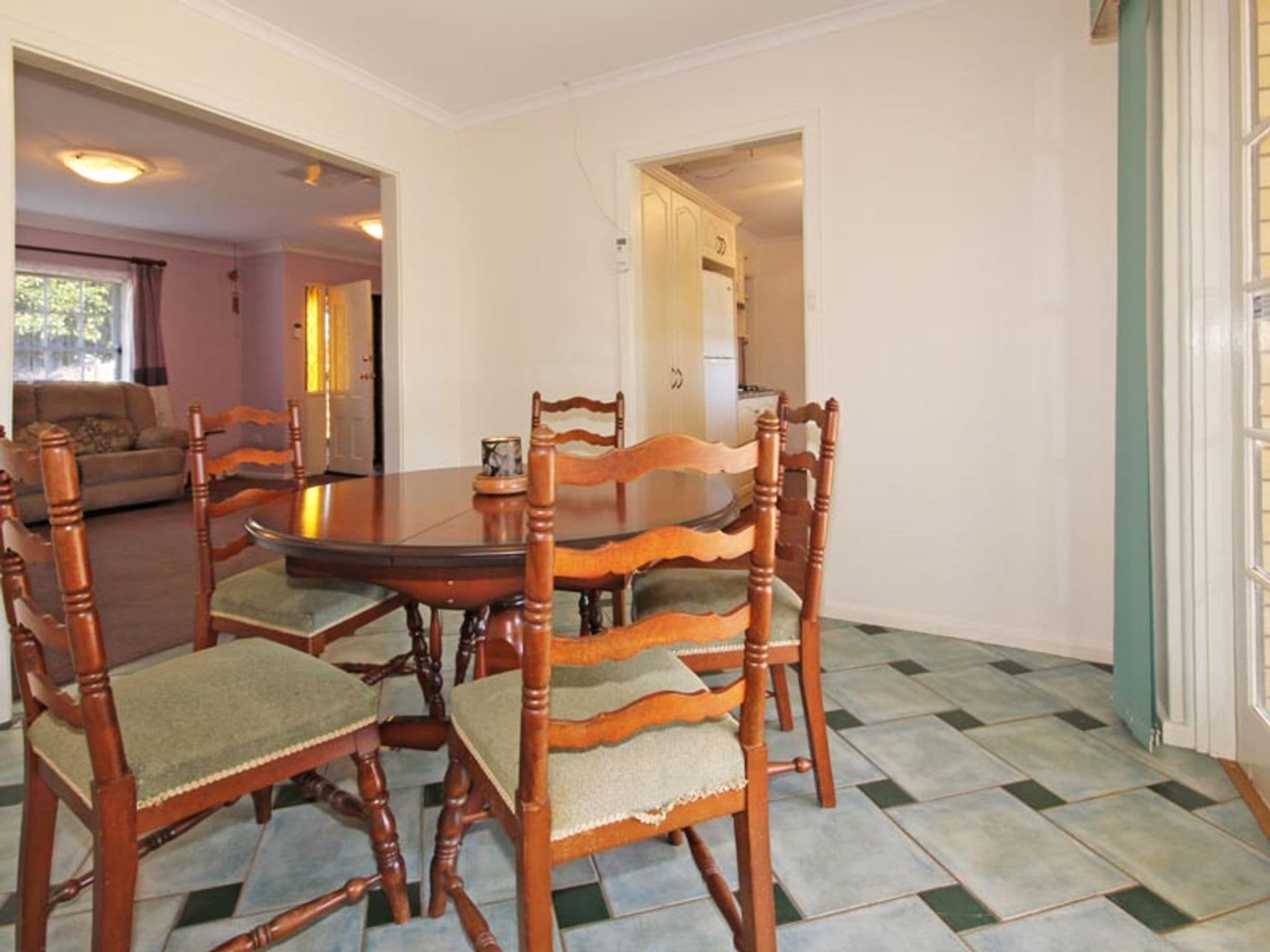 13 Crittenden Road, Morphett Vale, SA, 5162, Morphett Vale - Thumbnail 5