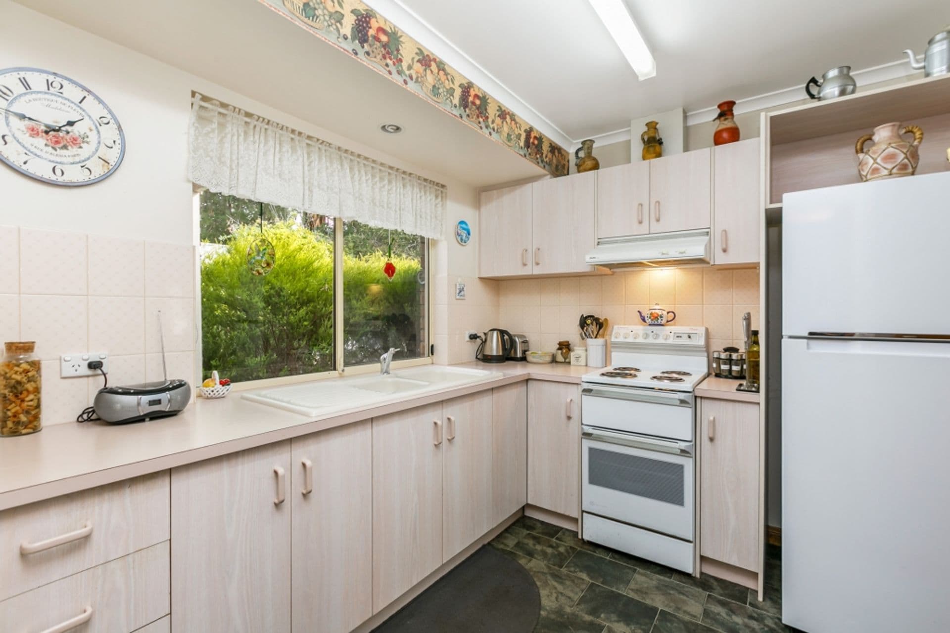 2/11 Bradman Court, Morphett Vale, SA, 5162, Morphett Vale - Thumbnail 4